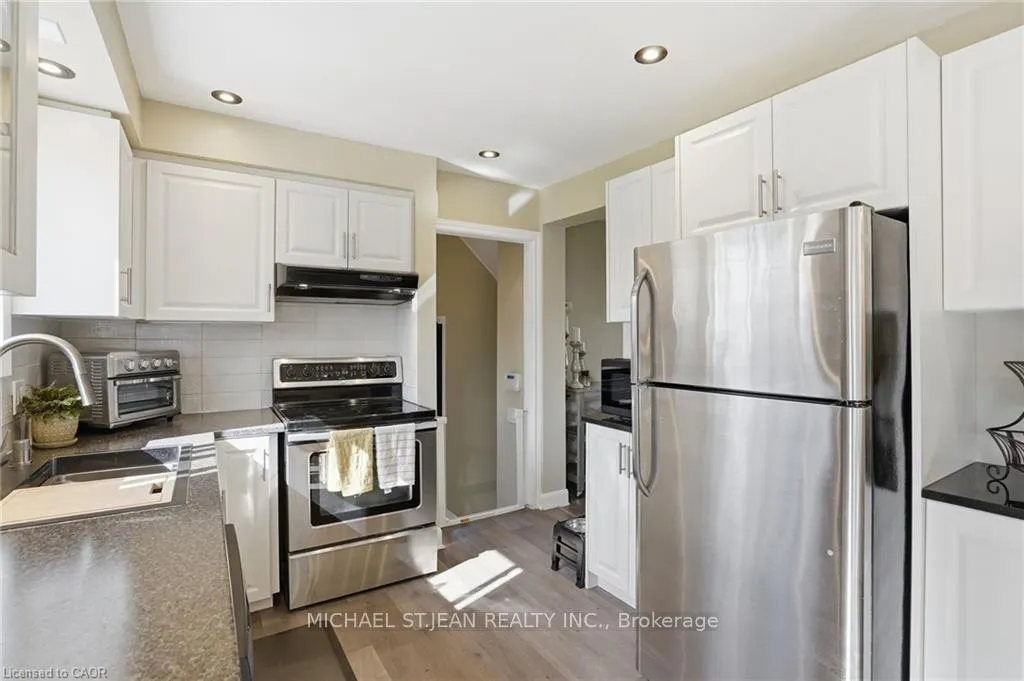Photo 22 of 282 Roach Avenue, Welland, Broadway — HOMEH