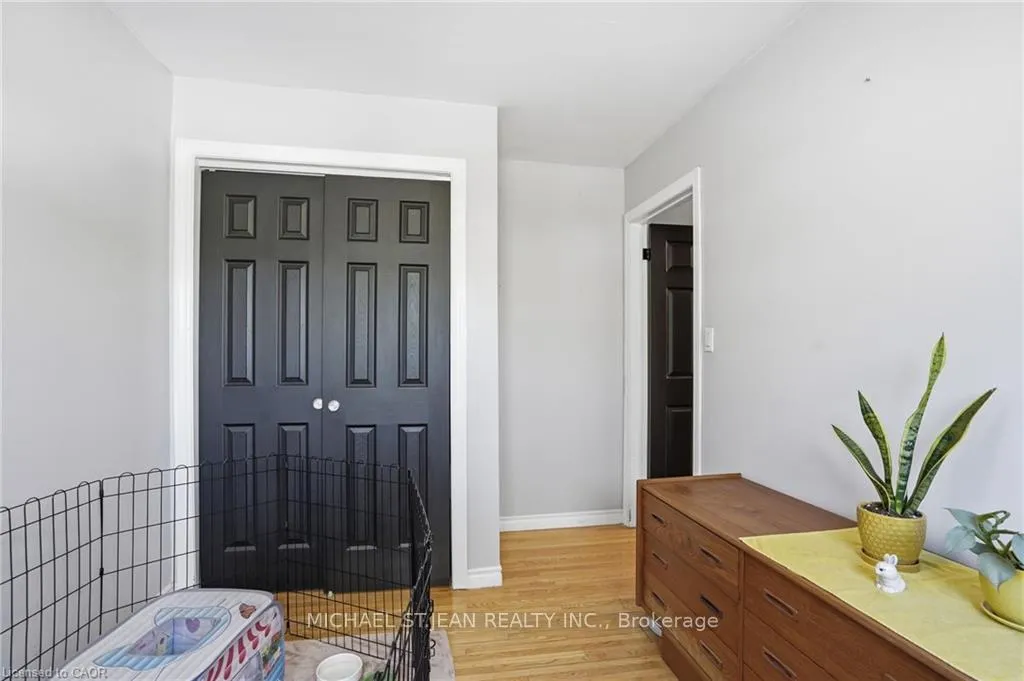 Photo 32 of 282 Roach Avenue, Welland, Broadway — HOMEH