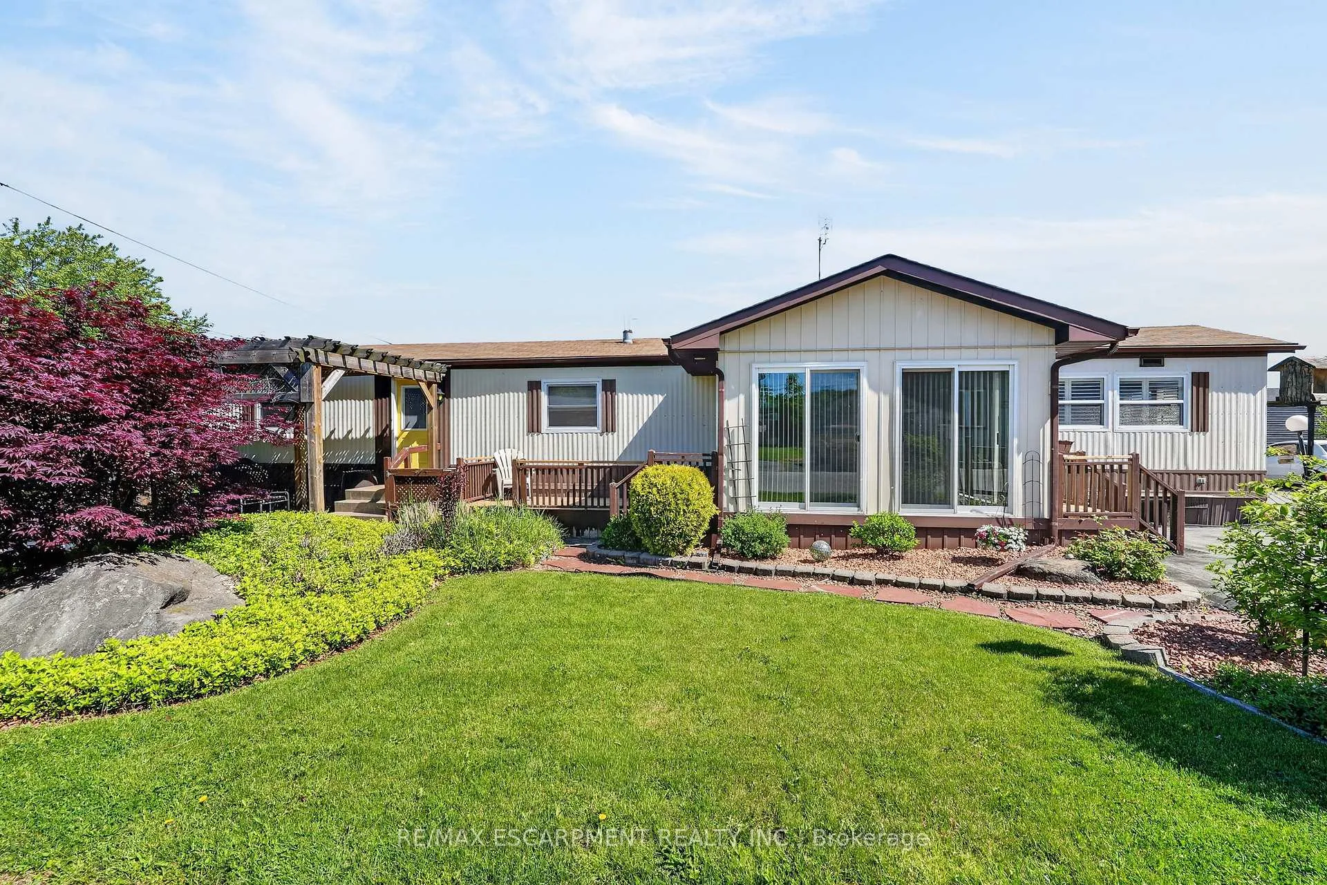 Photo 2 of 4450 David Lane, Lincoln, Beamsville — HOMEH