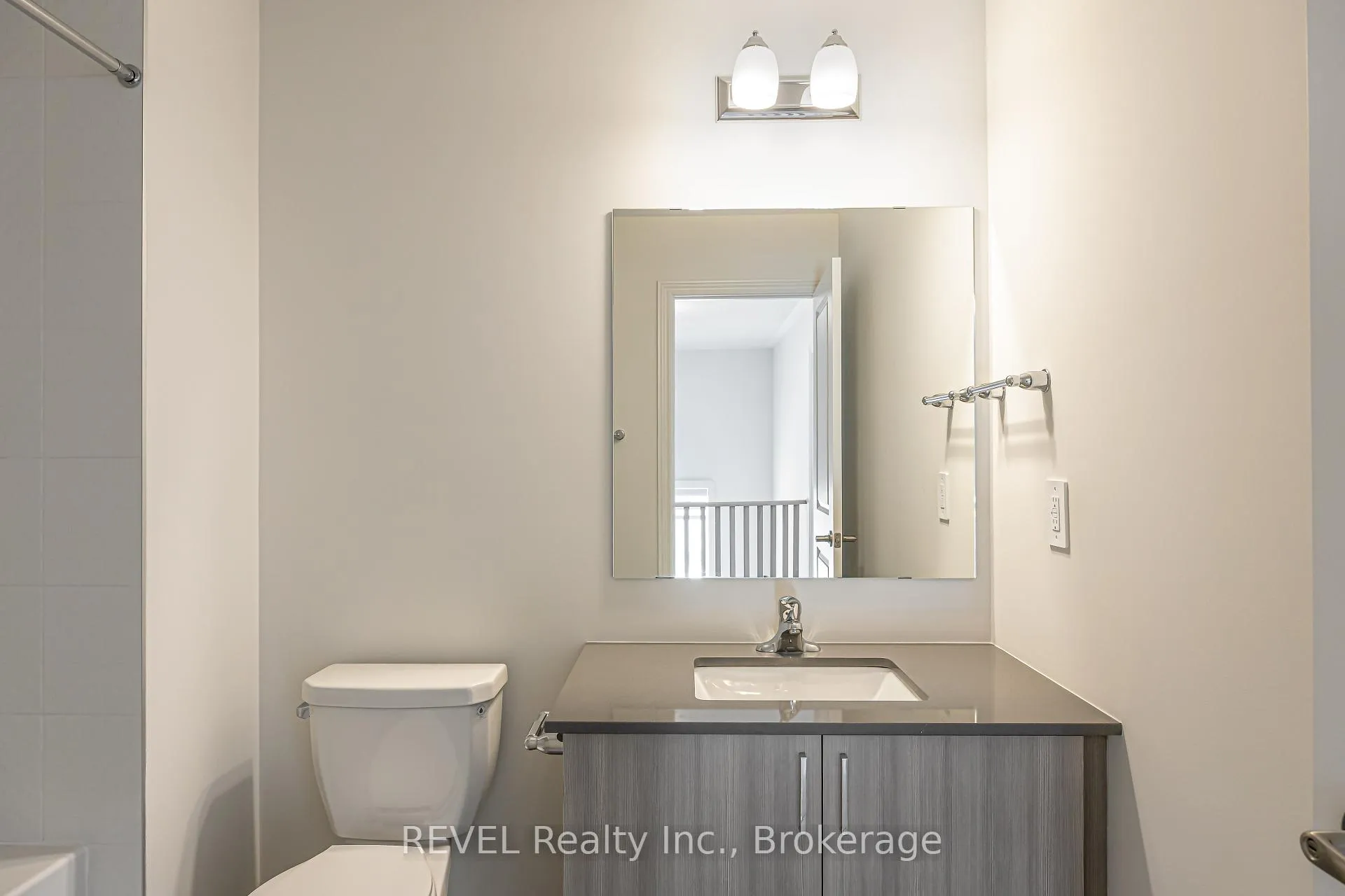 Photo 20 of 6 Rackham Lane, Clarington, Courtice — HOMEH