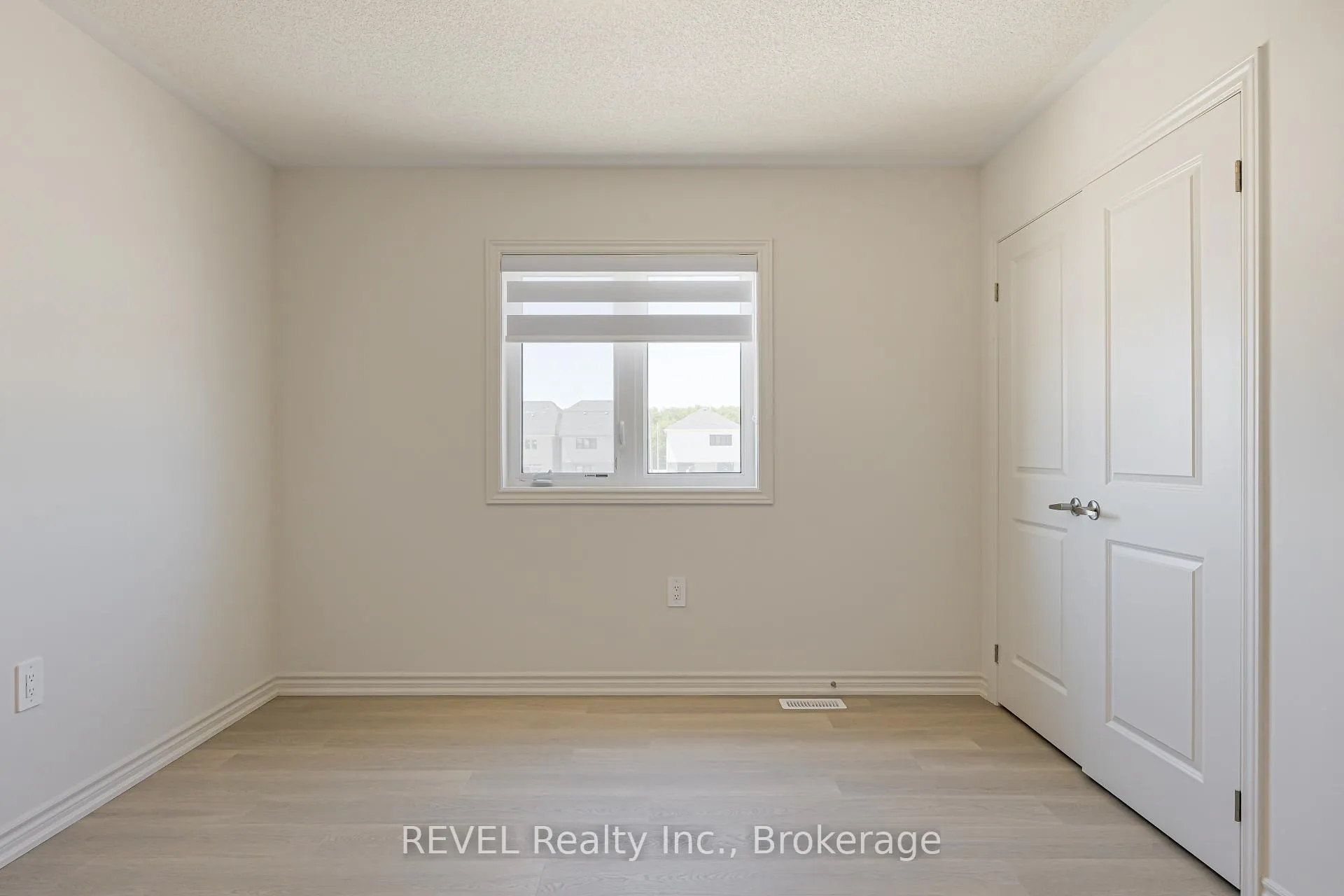 Photo 23 of 6 Rackham Lane, Clarington, Courtice — HOMEH