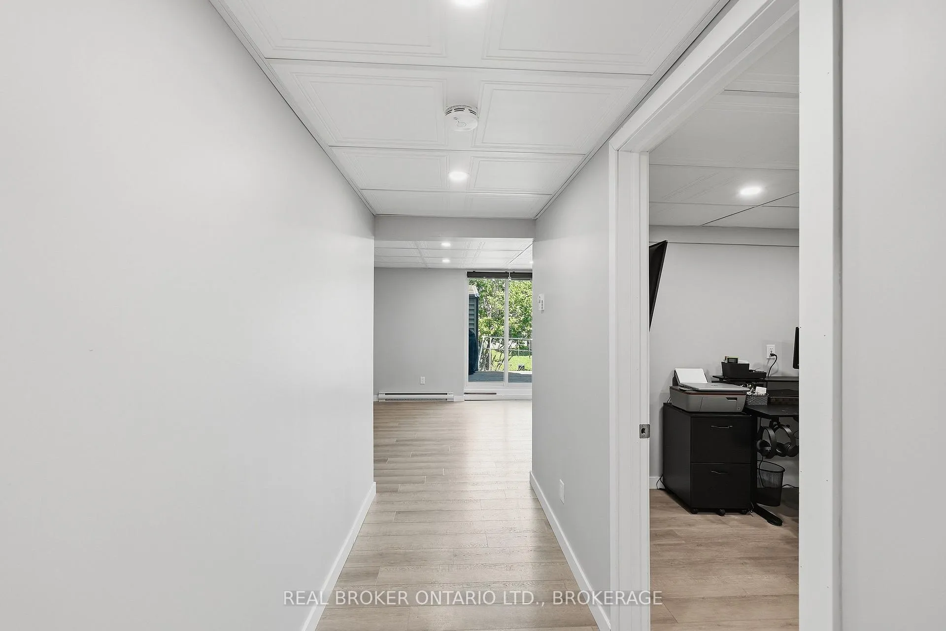 Photo 27 of 31 Coventry Crescent, Kingston, West of Sir John A. Blvd — HOMEH
