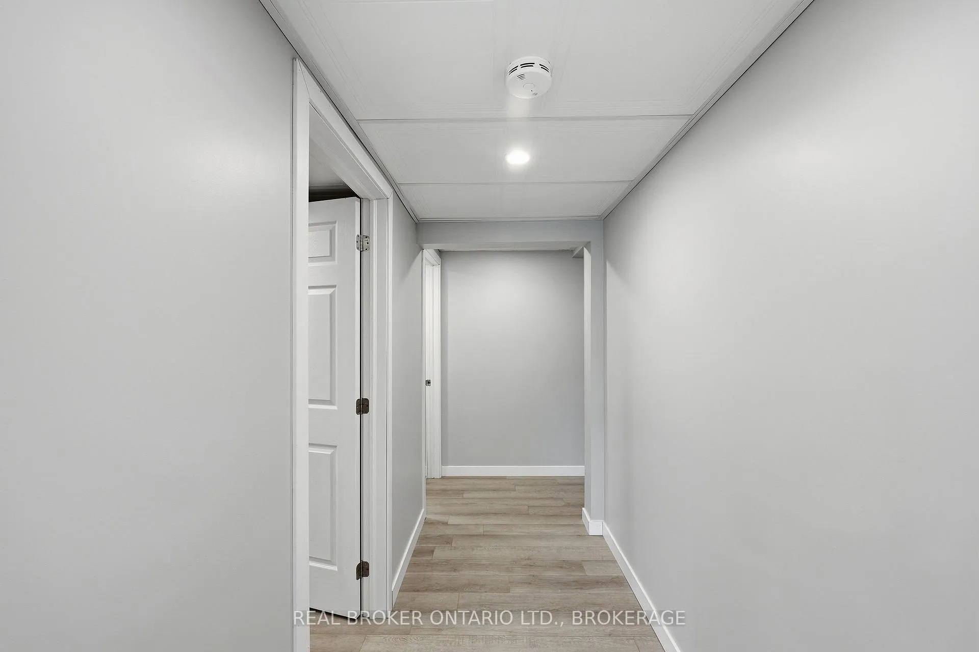 Photo 31 of 31 Coventry Crescent, Kingston, West of Sir John A. Blvd — HOMEH