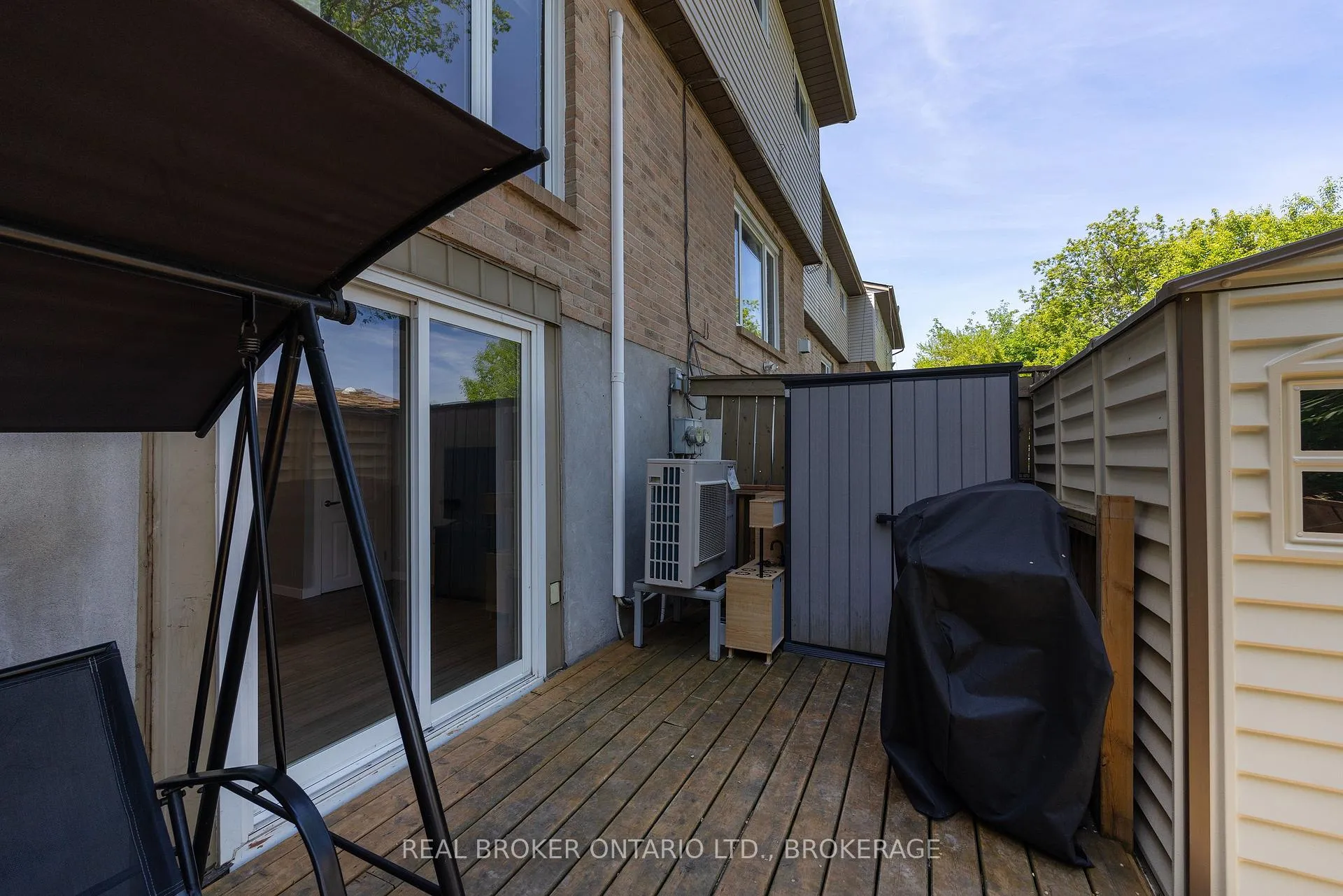 Photo 40 of 31 Coventry Crescent, Kingston, West of Sir John A. Blvd — HOMEH