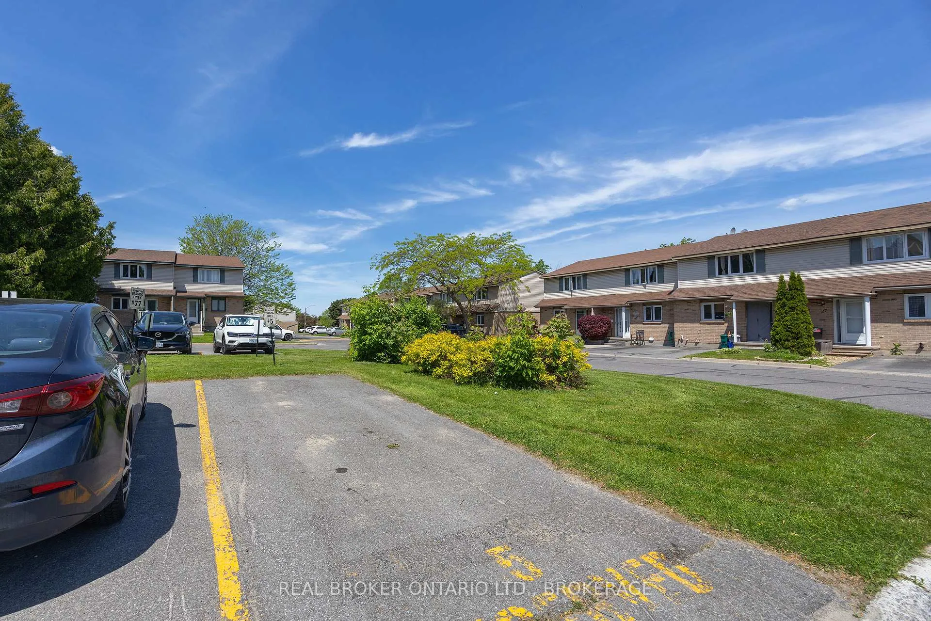 Photo 45 of 31 Coventry Crescent, Kingston, West of Sir John A. Blvd — HOMEH