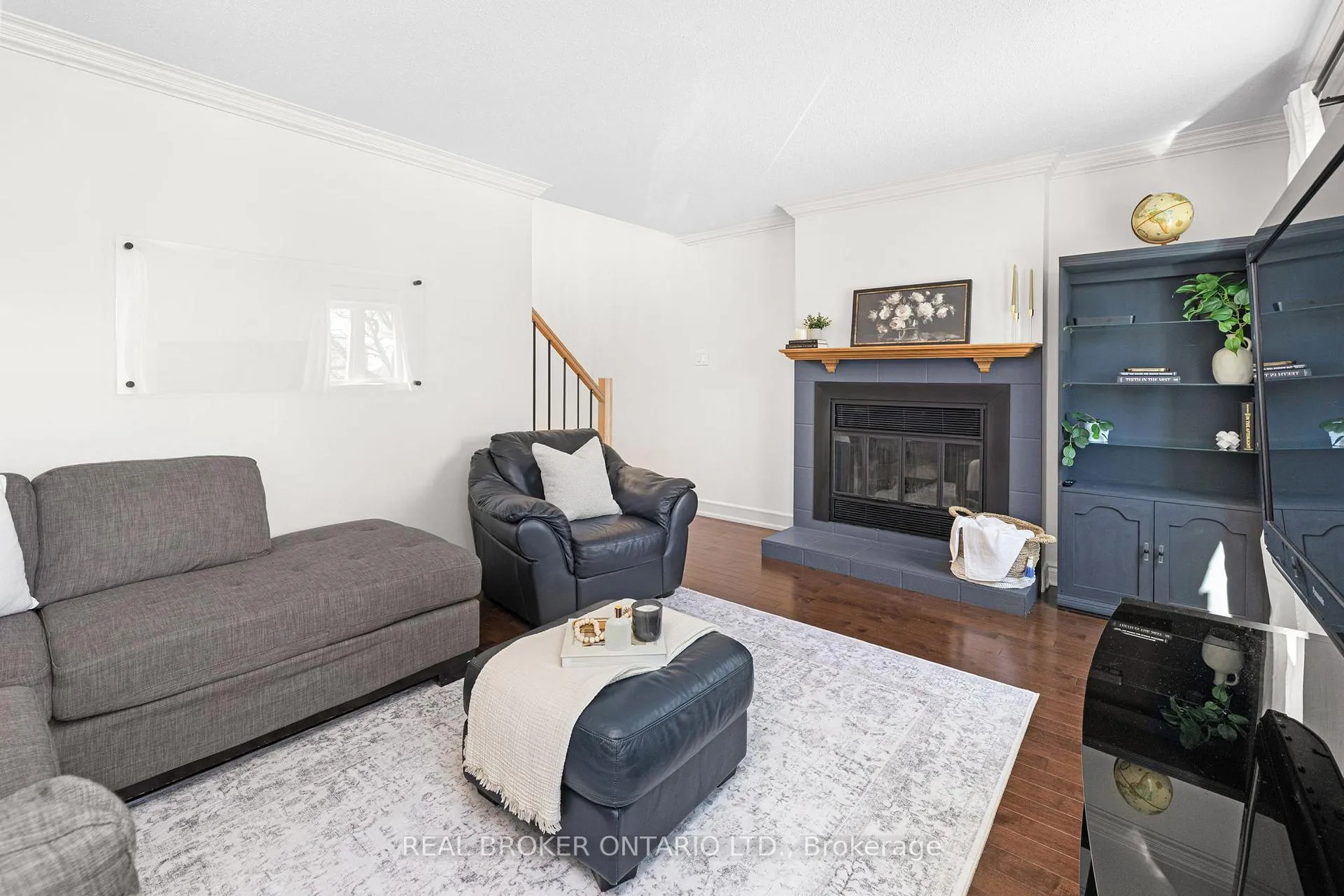 Photo 29 of 2058 Wildflower Drive, Ottawa, Queenswood Heights South — HOMEH