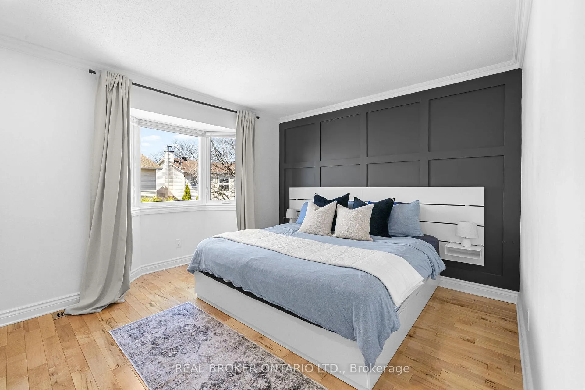 Photo 33 of 2058 Wildflower Drive, Ottawa, Queenswood Heights South — HOMEH