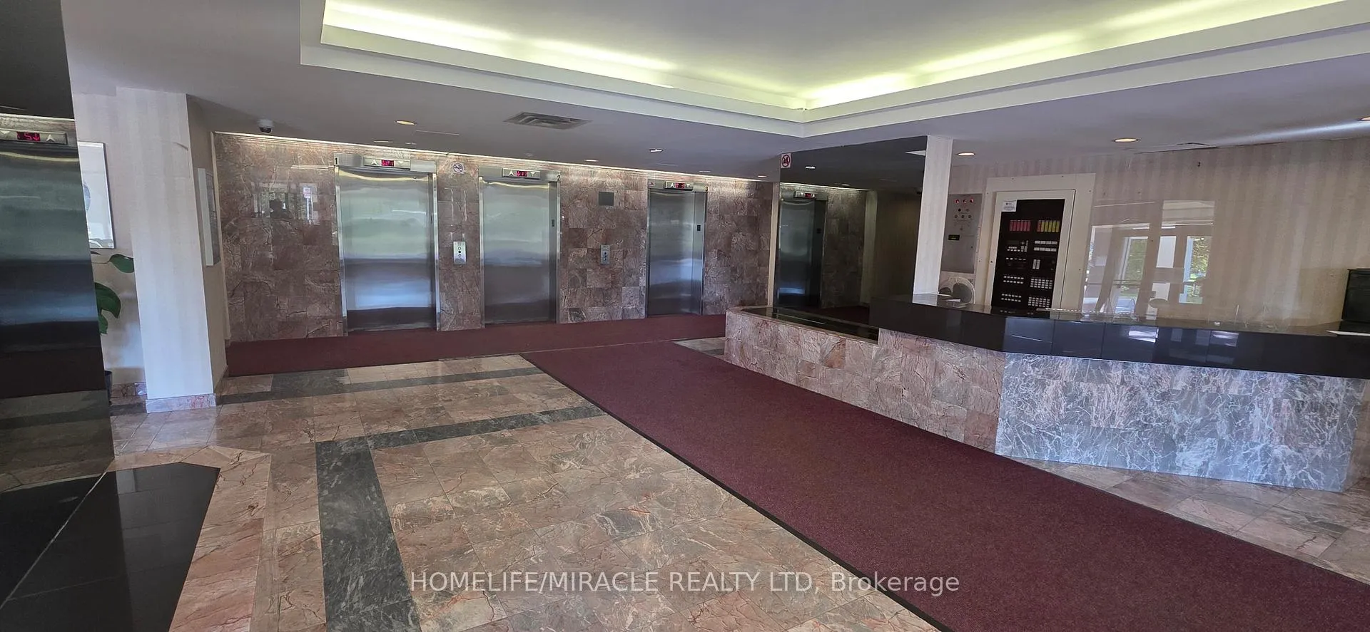 Photo 3 of Unit 1211, 3 Rowntree Road, Etobicoke, Mount Olive-Silverstone-Jamestown — HOMEH
