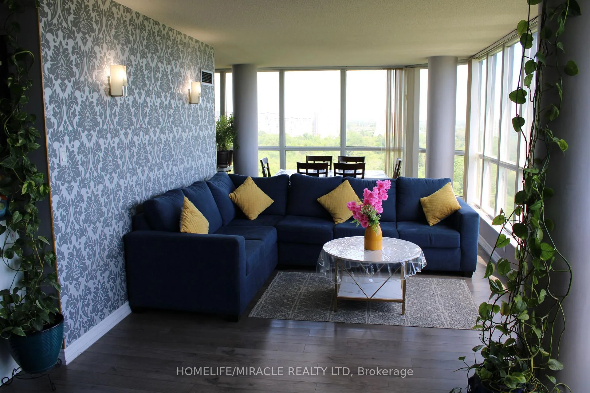 Photo 8 of Unit 1211, 3 Rowntree Road, Etobicoke, Mount Olive-Silverstone-Jamestown — HOMEH