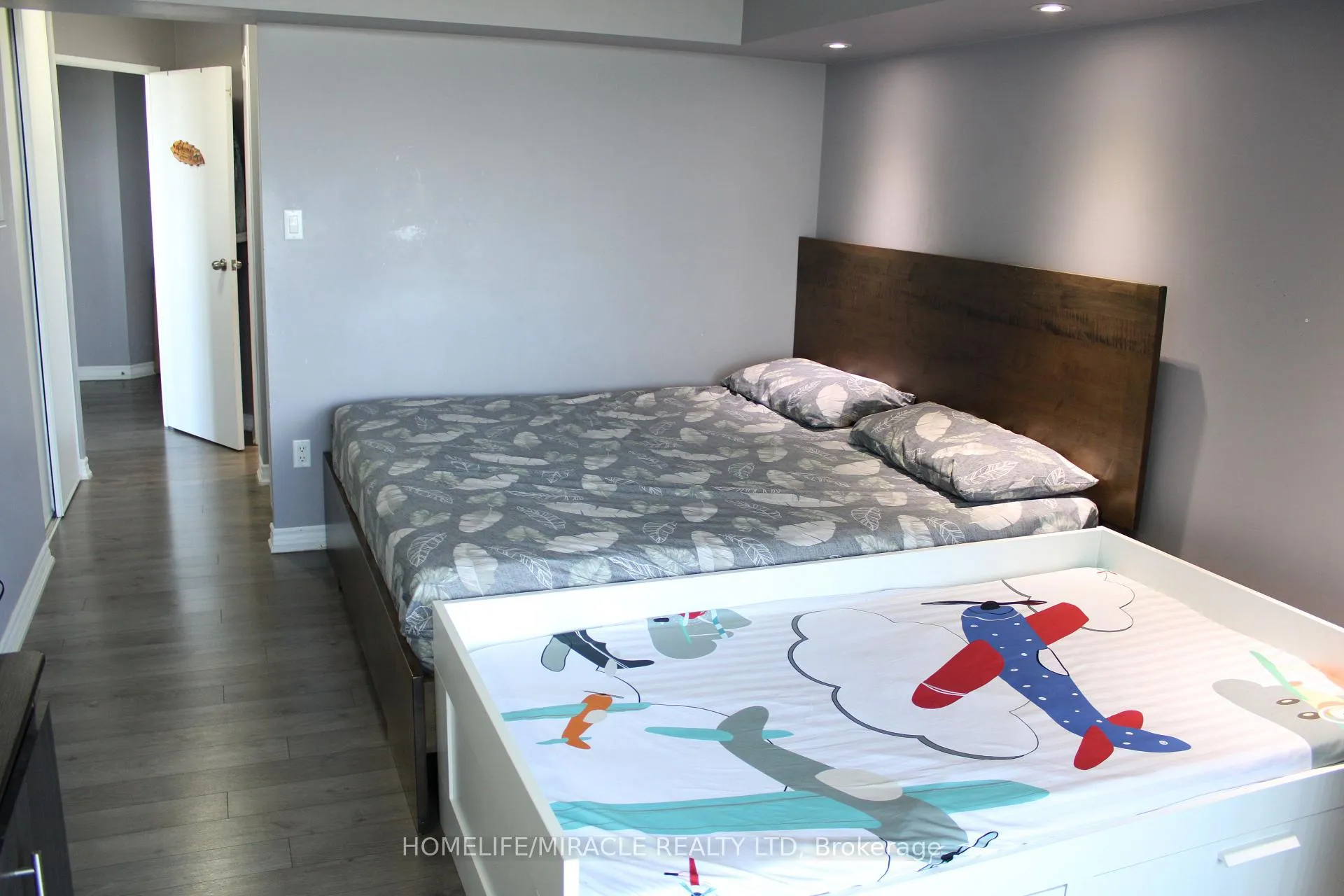 Photo 15 of Unit 1211, 3 Rowntree Road, Etobicoke, Mount Olive-Silverstone-Jamestown — HOMEH