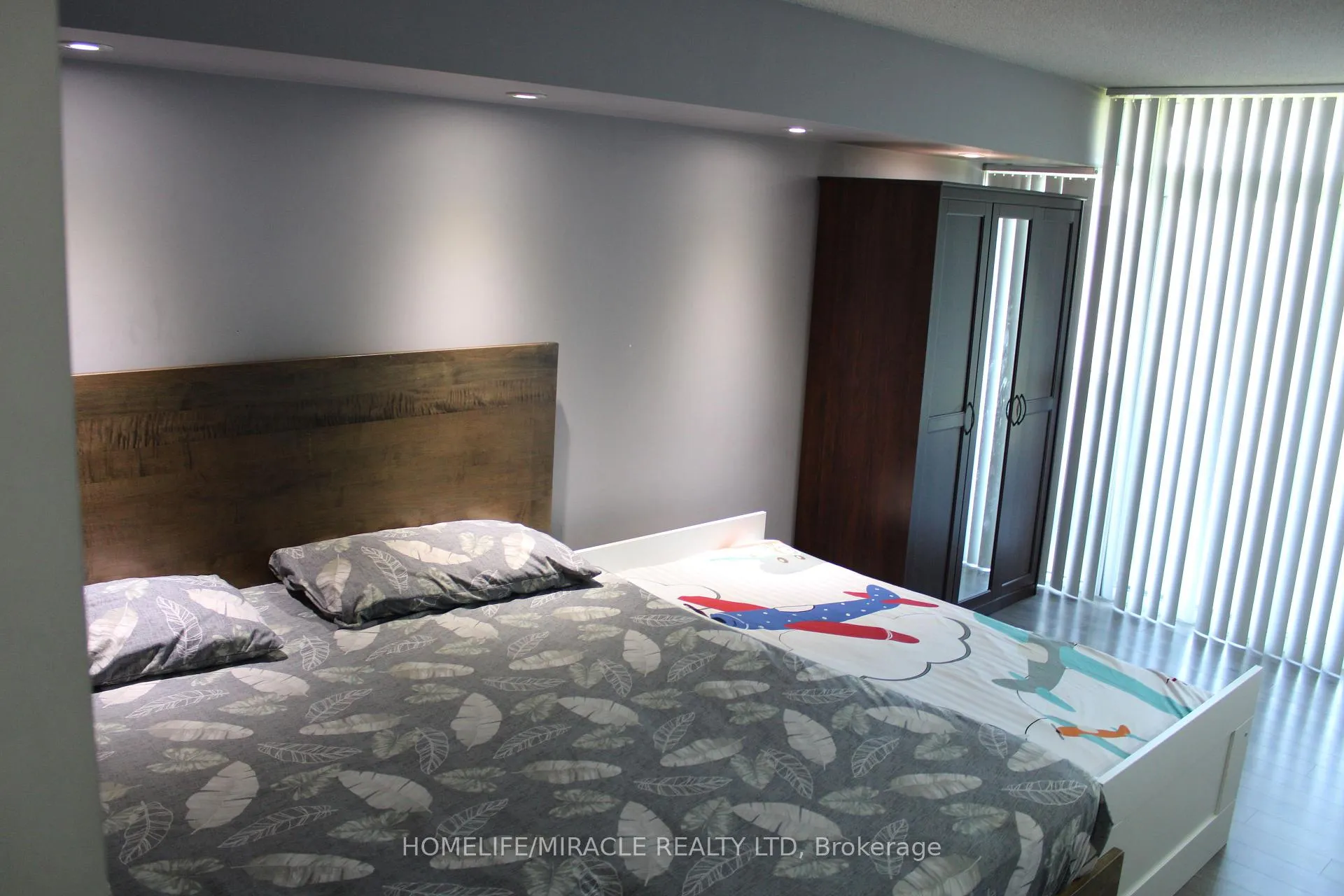 Photo 17 of Unit 1211, 3 Rowntree Road, Etobicoke, Mount Olive-Silverstone-Jamestown — HOMEH