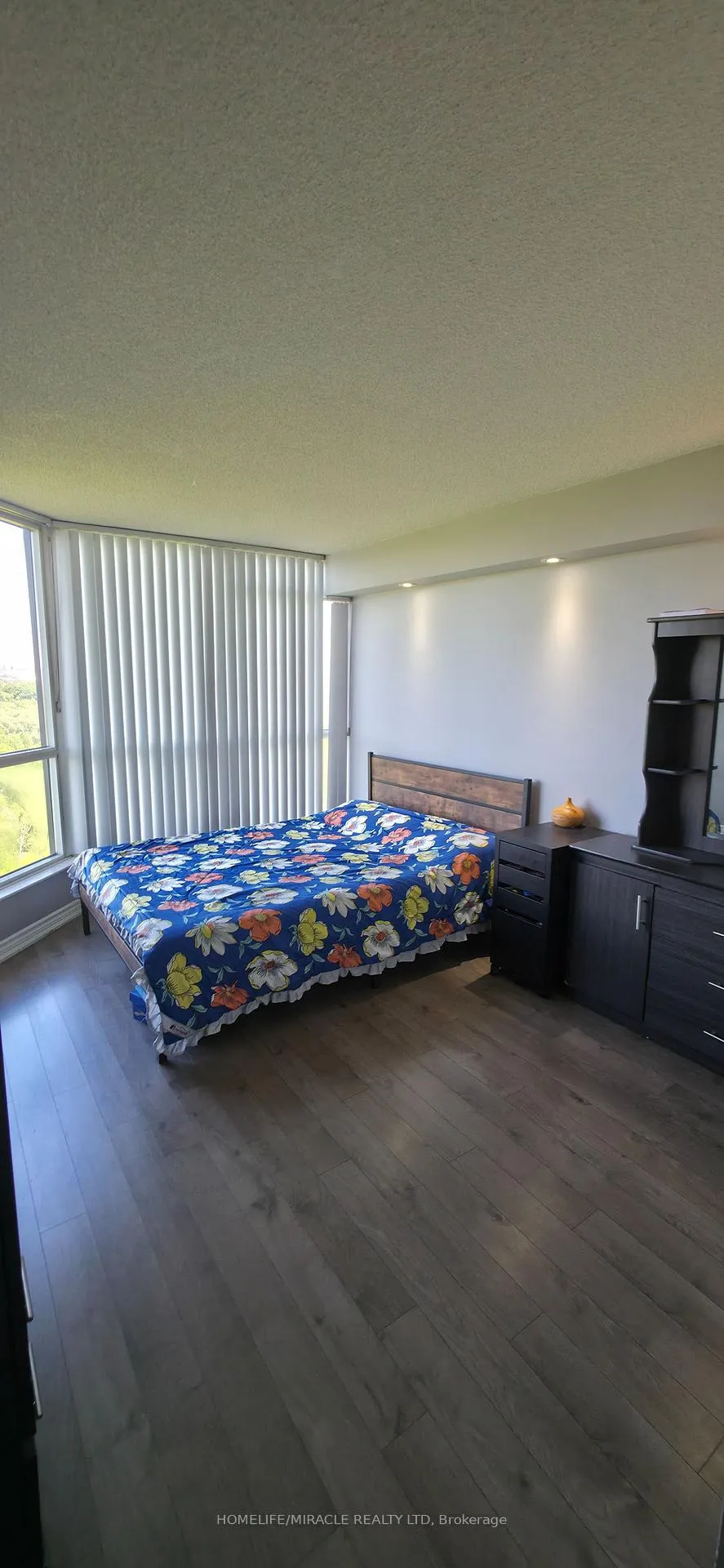 Photo 19 of Unit 1211, 3 Rowntree Road, Etobicoke, Mount Olive-Silverstone-Jamestown — HOMEH