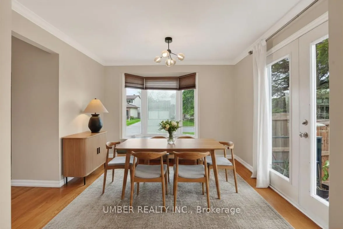 Photo 17 of 258 Anglehart Avenue, Ottawa, Queenswood Heights South — HOMEH