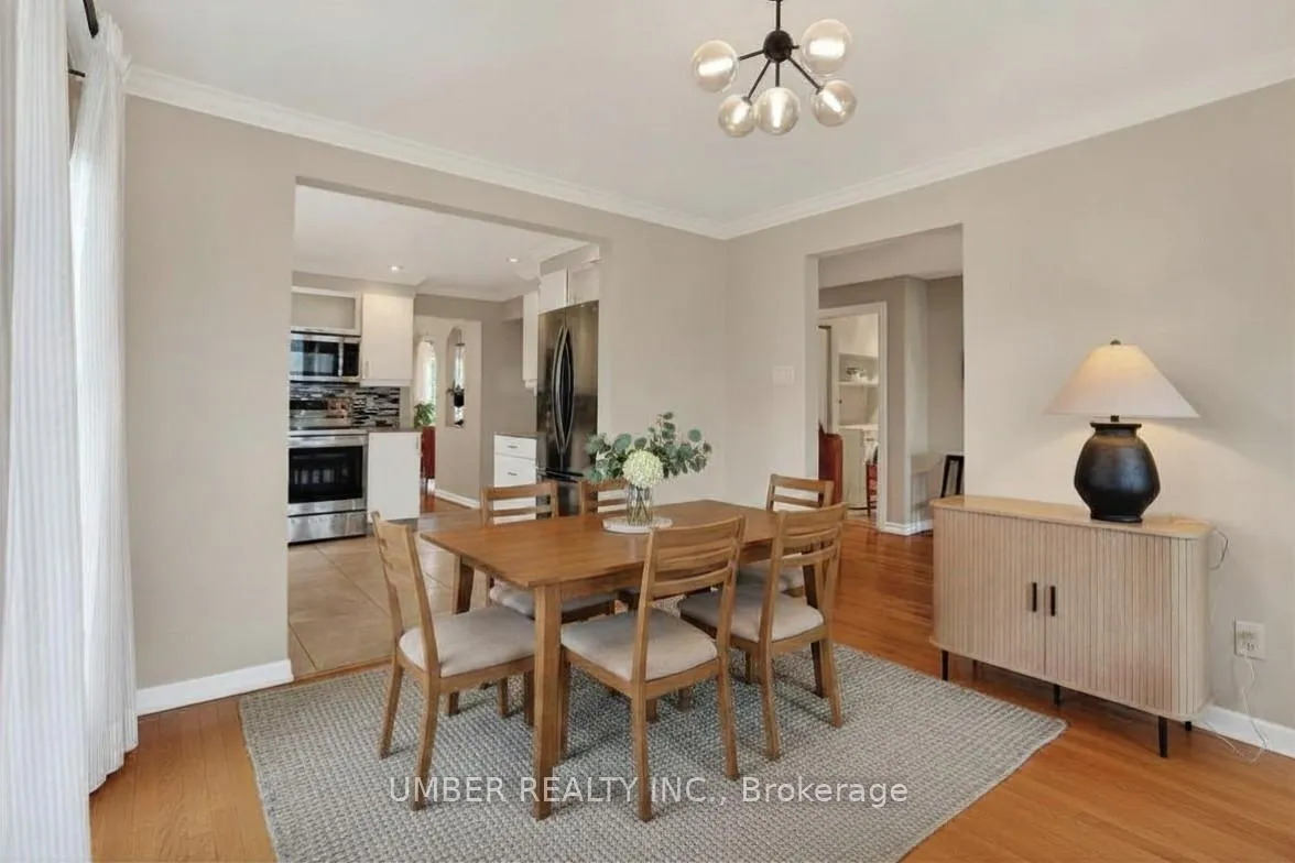 Photo 19 of 258 Anglehart Avenue, Ottawa, Queenswood Heights South — HOMEH
