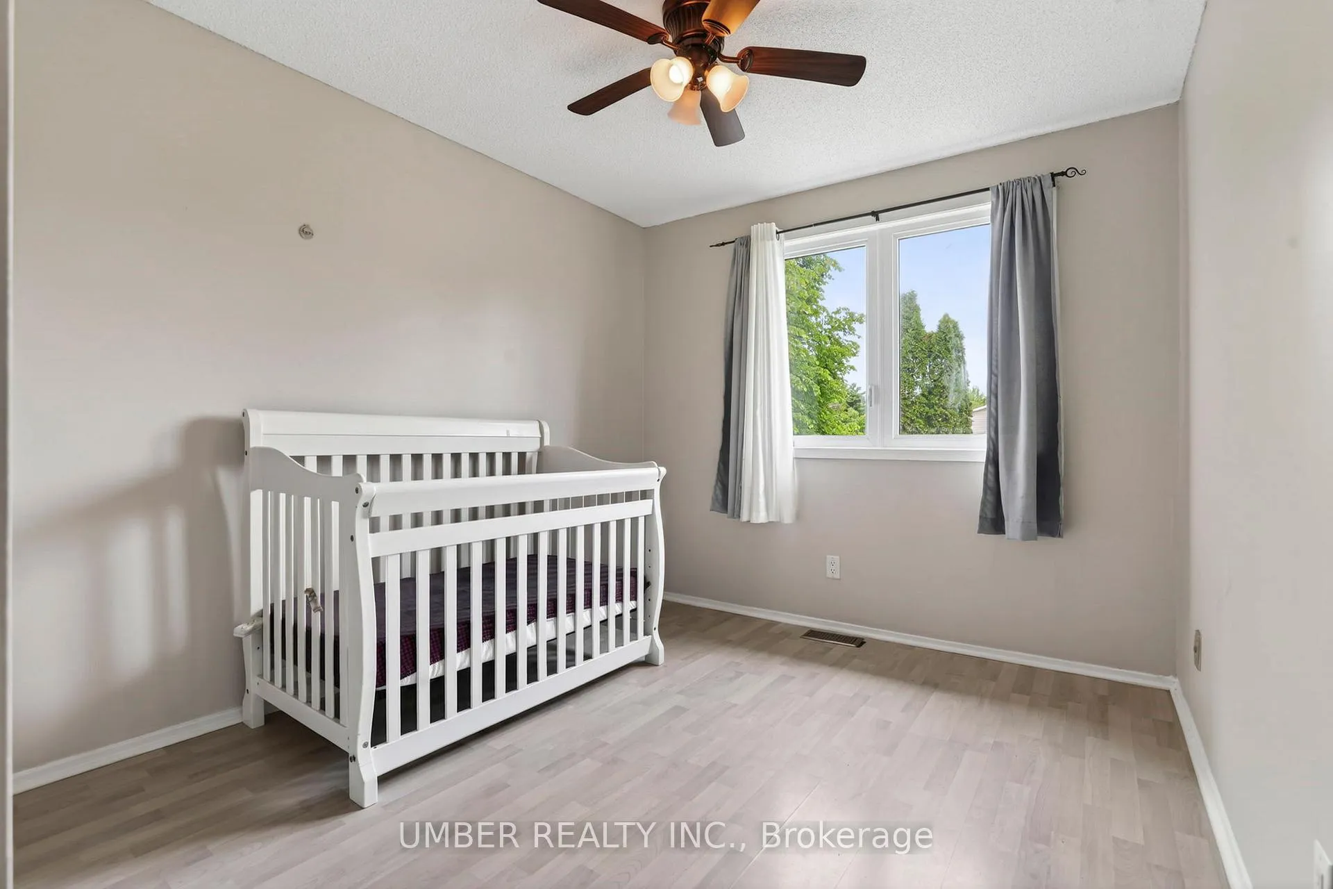 Photo 25 of 258 Anglehart Avenue, Ottawa, Queenswood Heights South — HOMEH