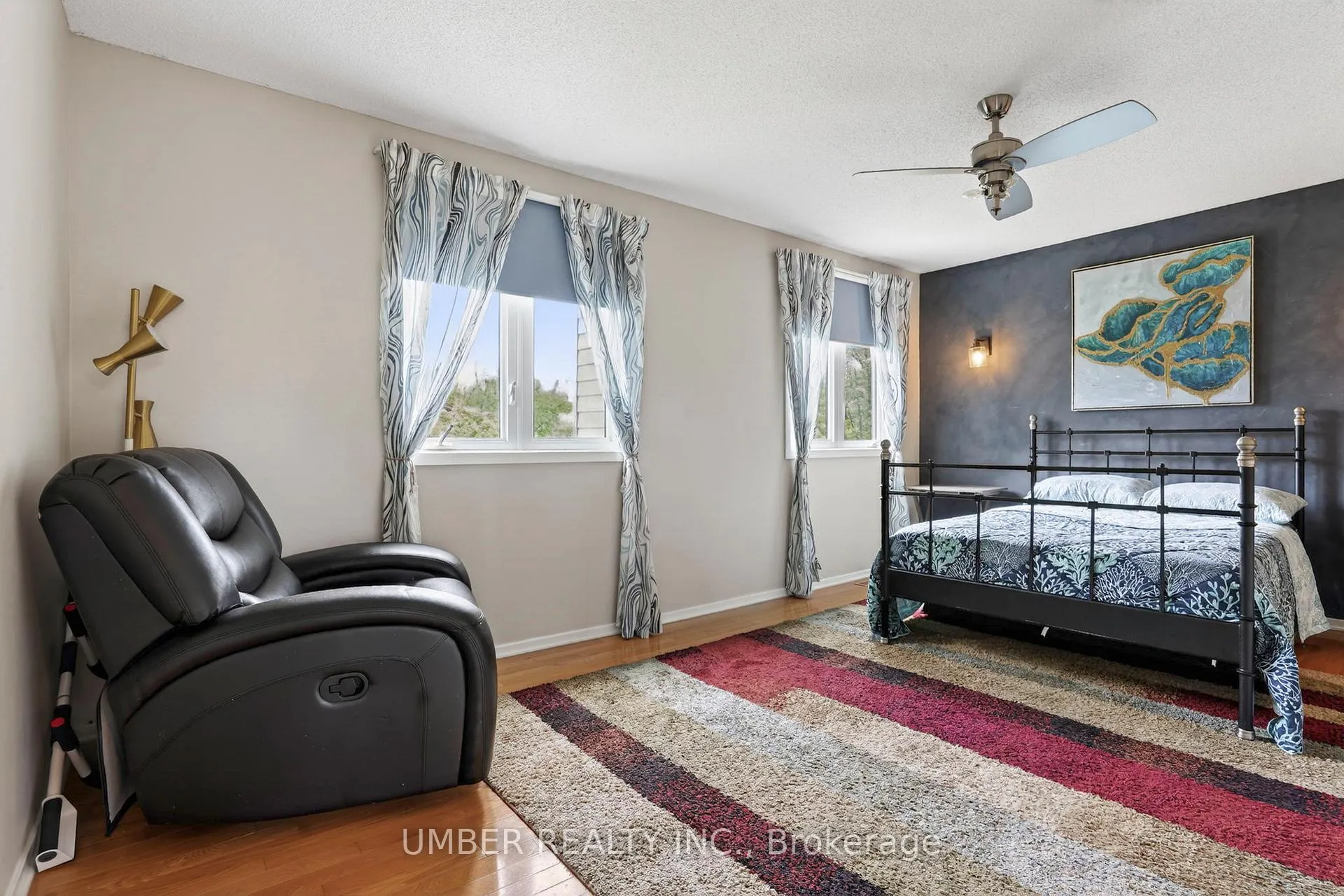 Photo 27 of 258 Anglehart Avenue, Ottawa, Queenswood Heights South — HOMEH