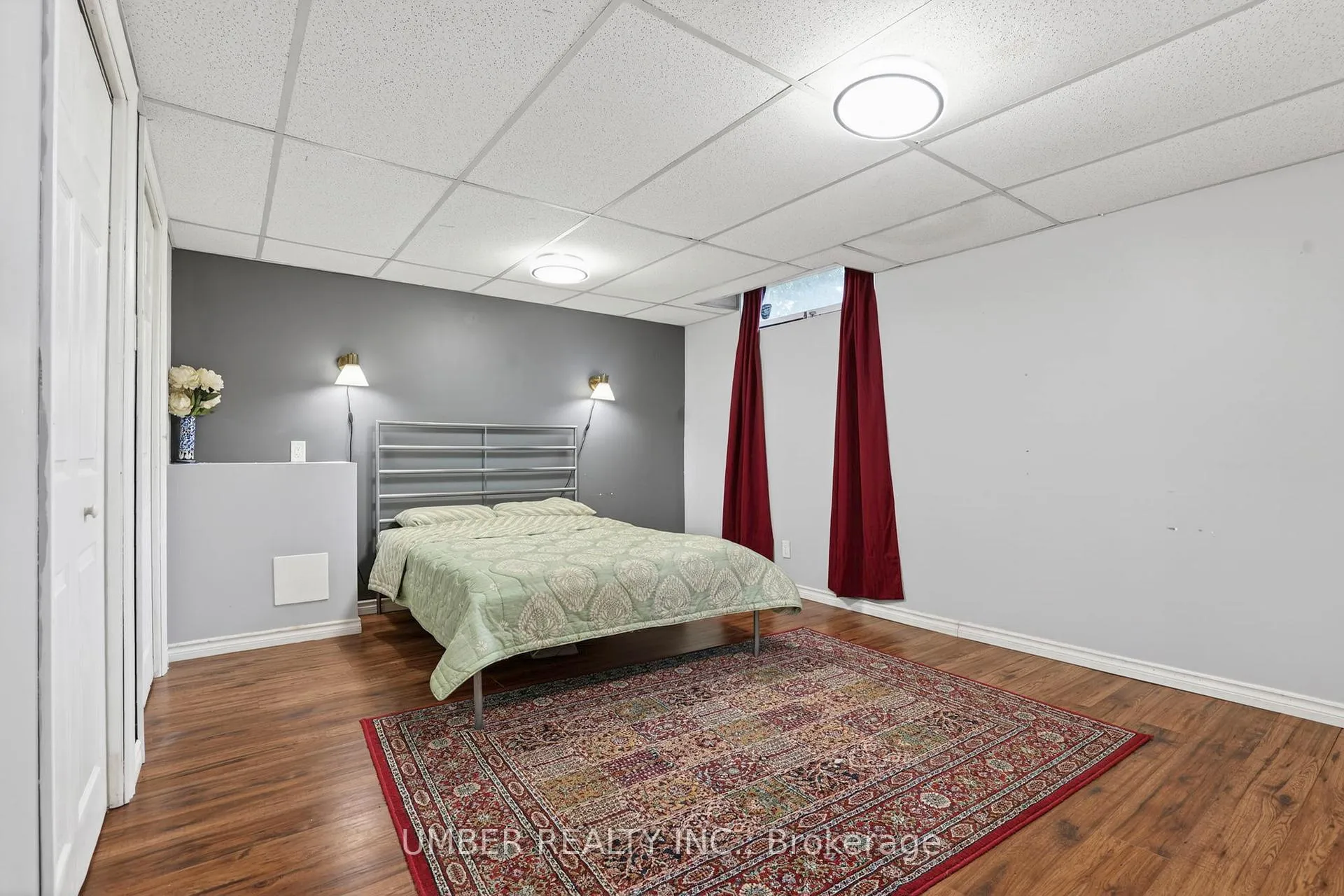 Photo 37 of 258 Anglehart Avenue, Ottawa, Queenswood Heights South — HOMEH