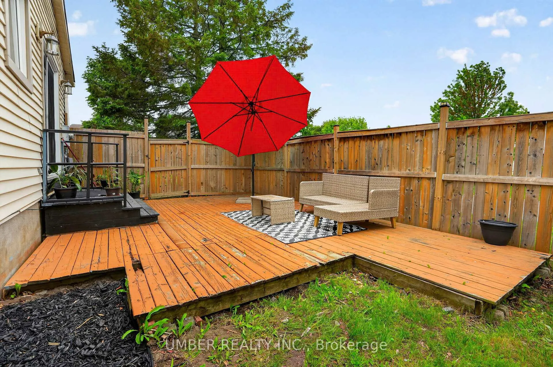Photo 45 of 258 Anglehart Avenue, Ottawa, Queenswood Heights South — HOMEH