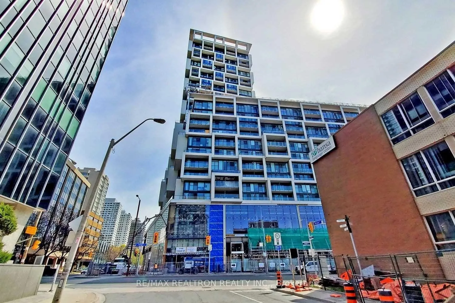 Photo 2 of Unit 1628, 5 Soudan Avenue, Toronto, Mount Pleasant West — HOMEH