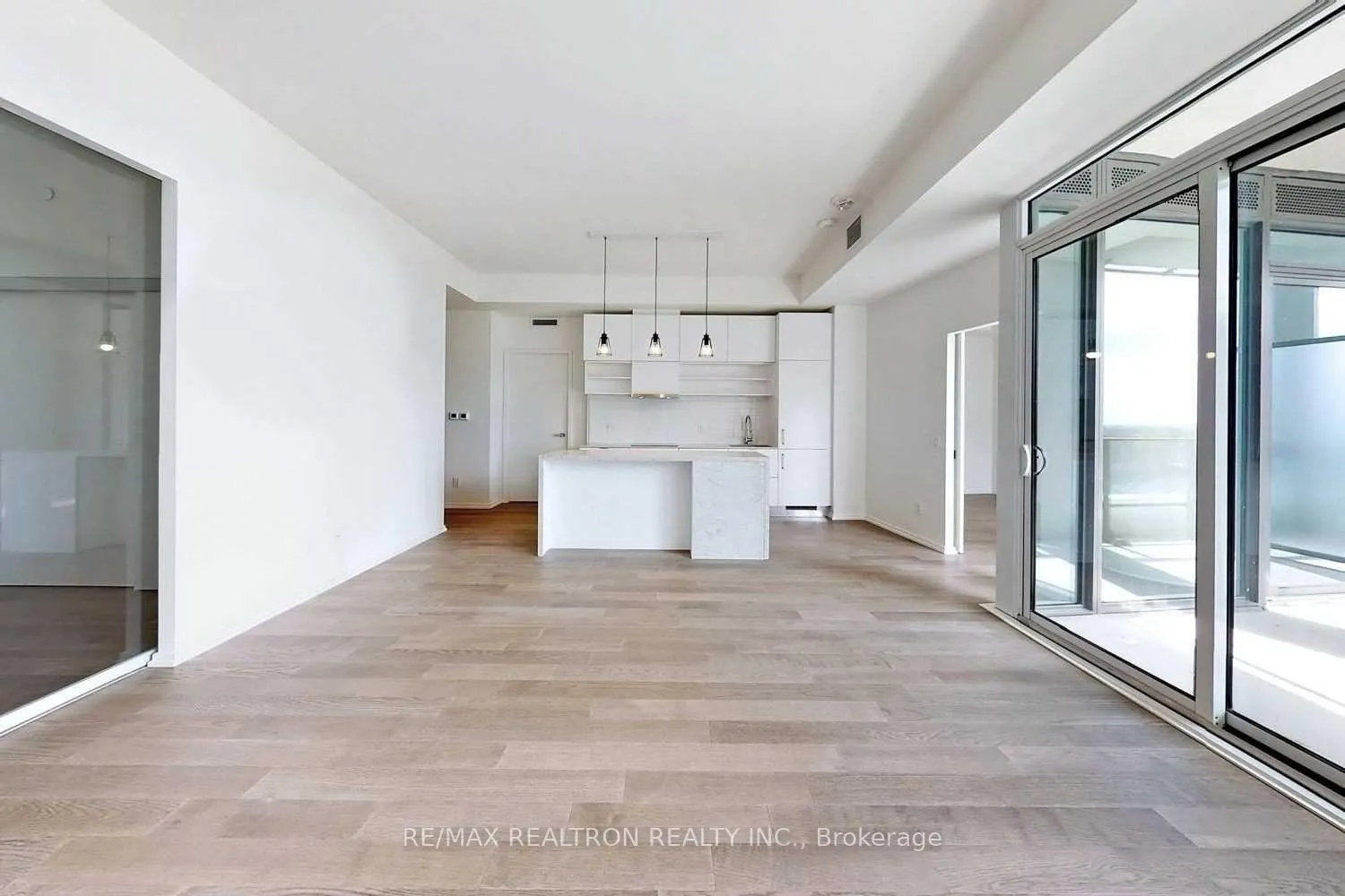 Photo 5 of Unit 1628, 5 Soudan Avenue, Toronto, Mount Pleasant West — HOMEH