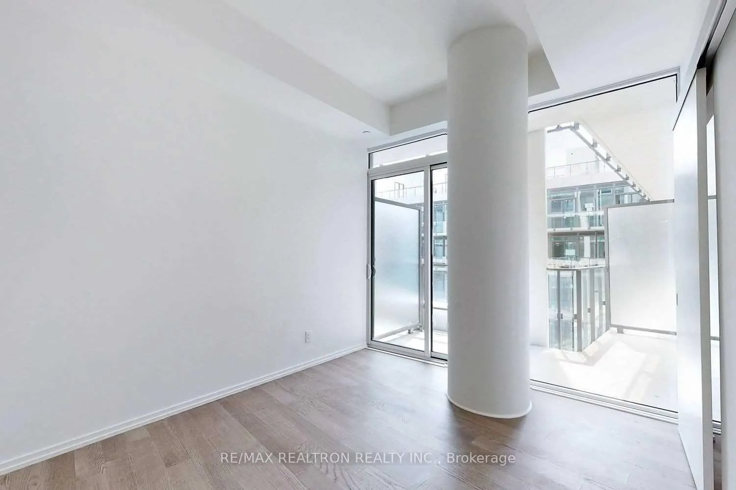 Photo 20 of Unit 1628, 5 Soudan Avenue, Toronto, Mount Pleasant West — HOMEH