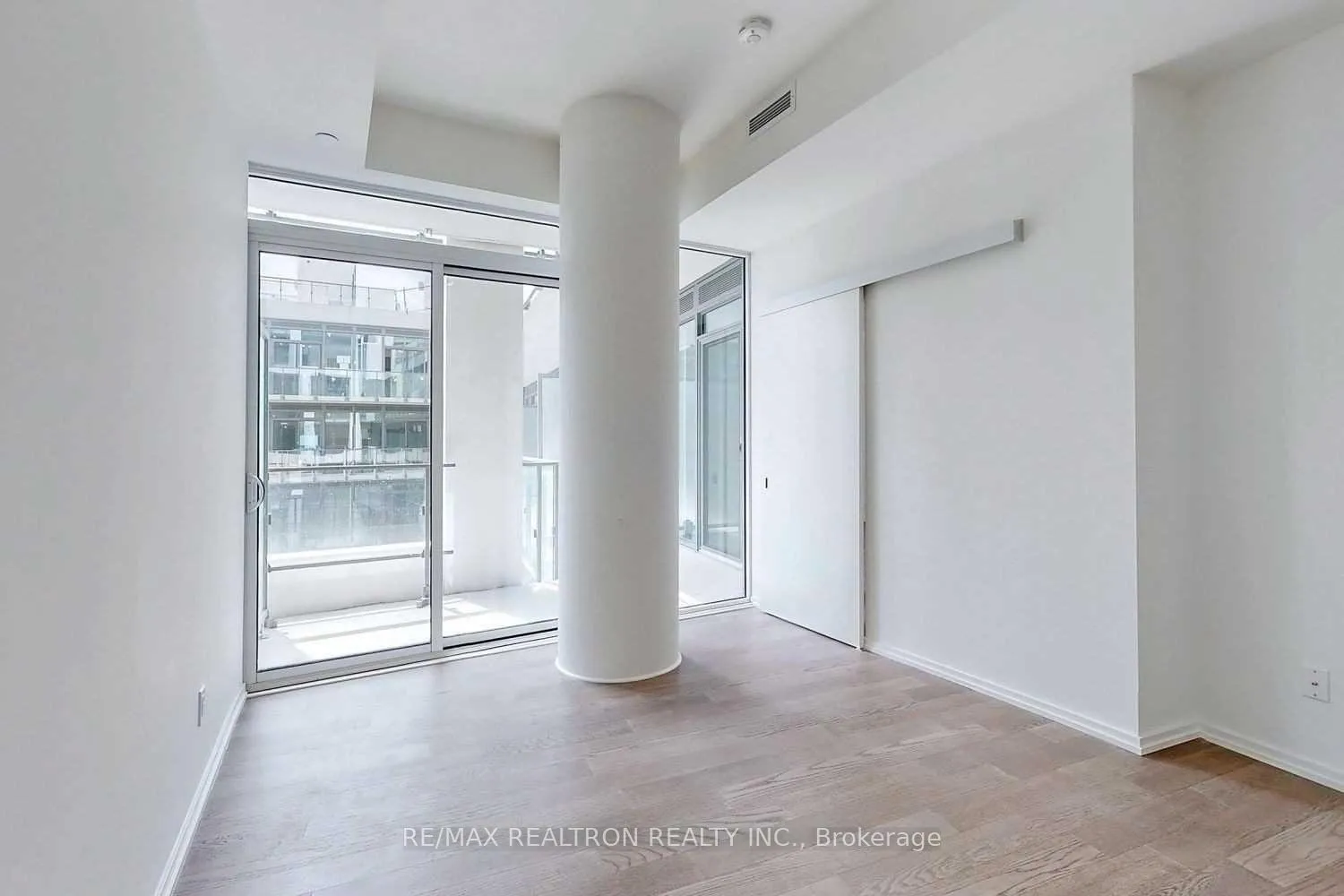 Photo 21 of Unit 1628, 5 Soudan Avenue, Toronto, Mount Pleasant West — HOMEH