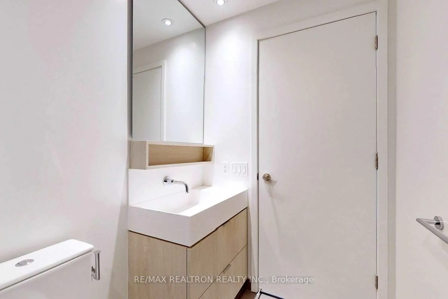 Photo 29 of Unit 1628, 5 Soudan Avenue, Toronto, Mount Pleasant West — HOMEH