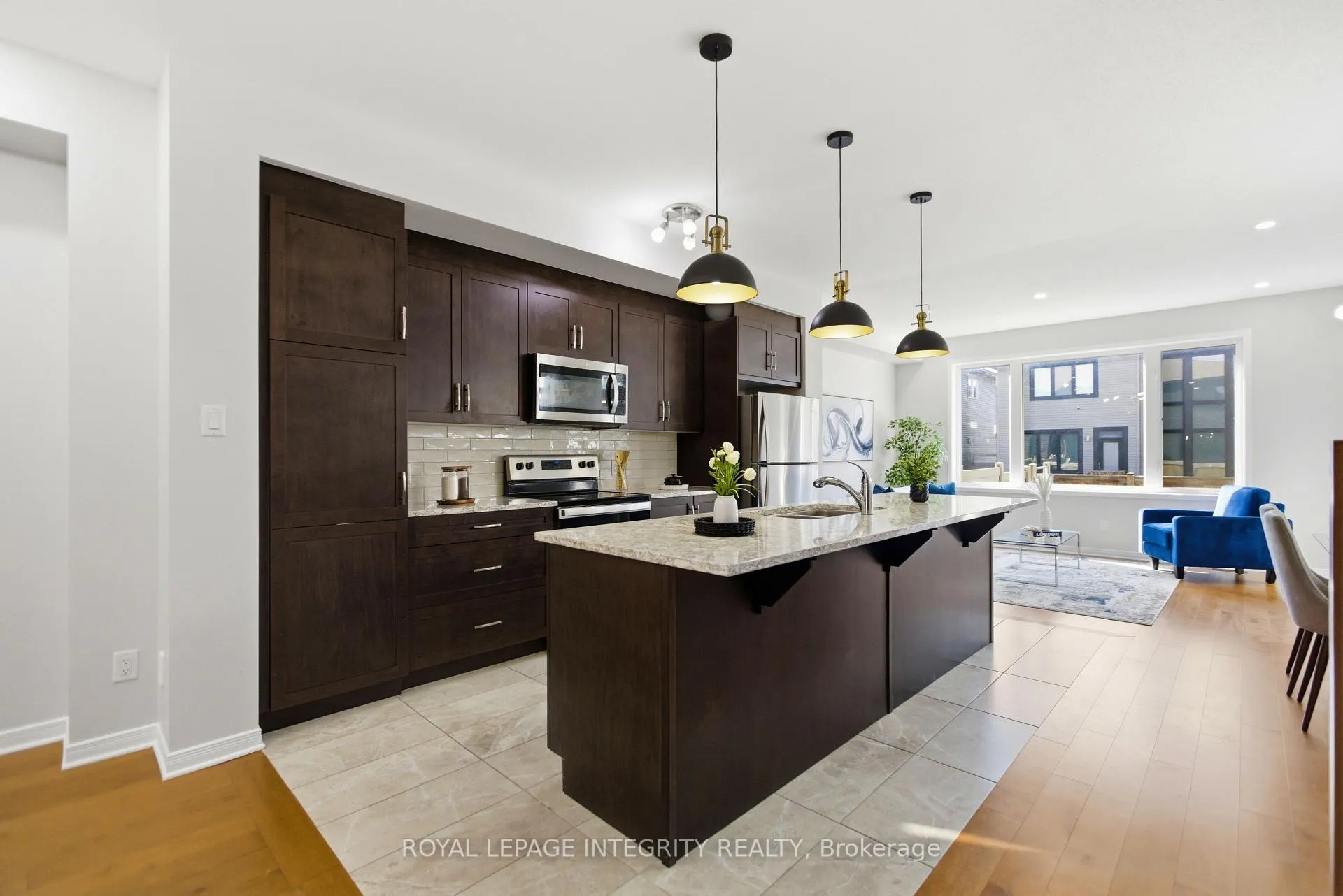 Photo 6 of 459 Cope Drive, Ottawa, Kanata - Emerald Meadows/Trailwest — HOMEH