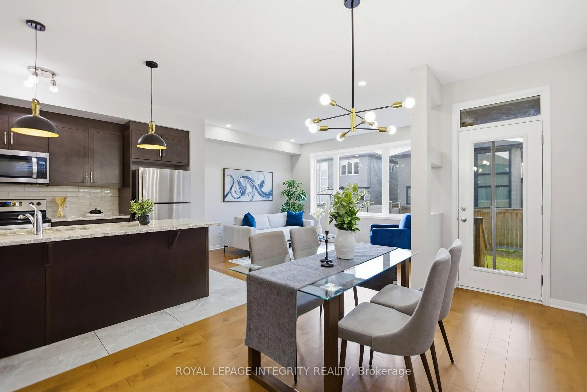 Photo 7 of 459 Cope Drive, Ottawa, Kanata - Emerald Meadows/Trailwest — HOMEH