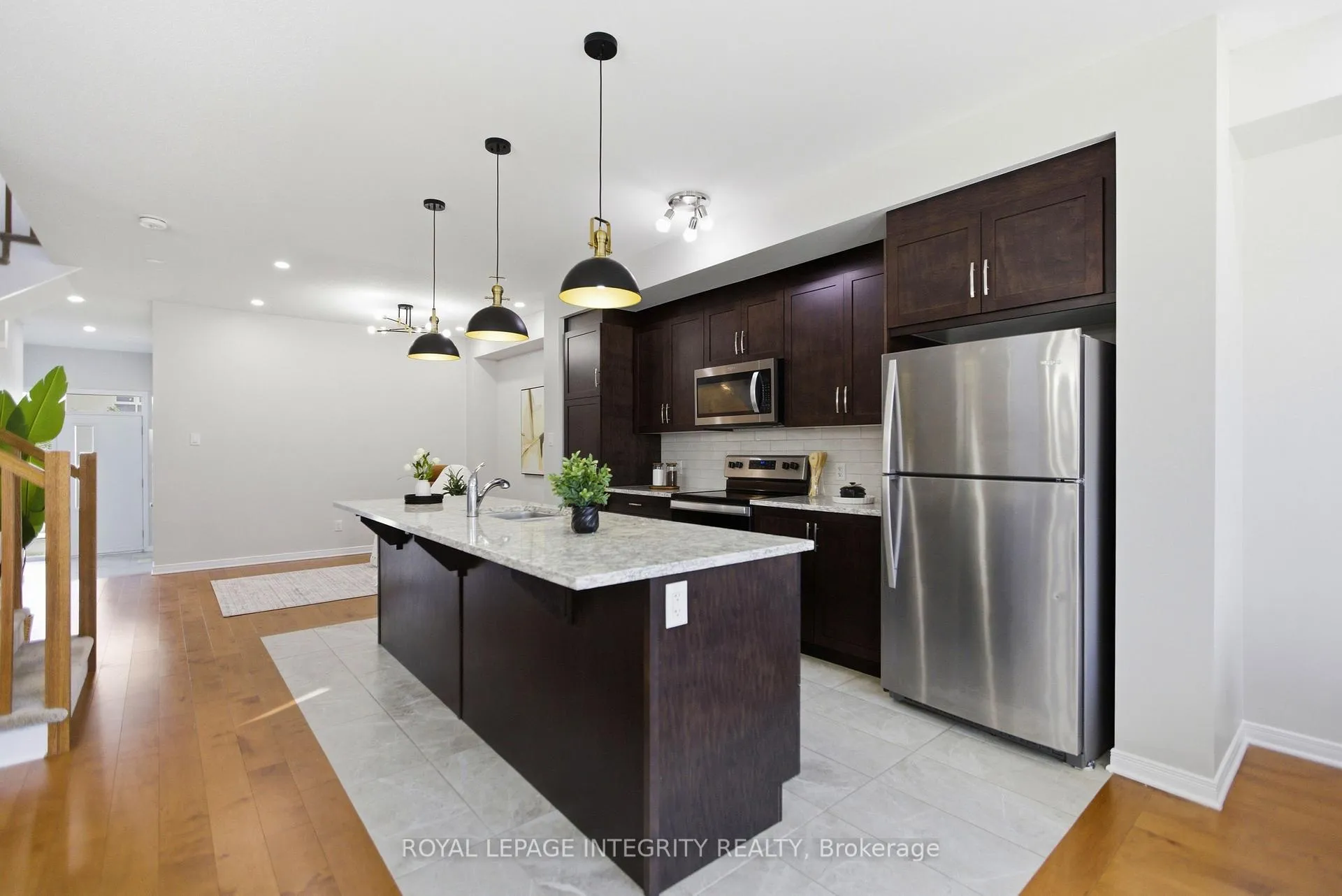 Photo 11 of 459 Cope Drive, Ottawa, Kanata - Emerald Meadows/Trailwest — HOMEH