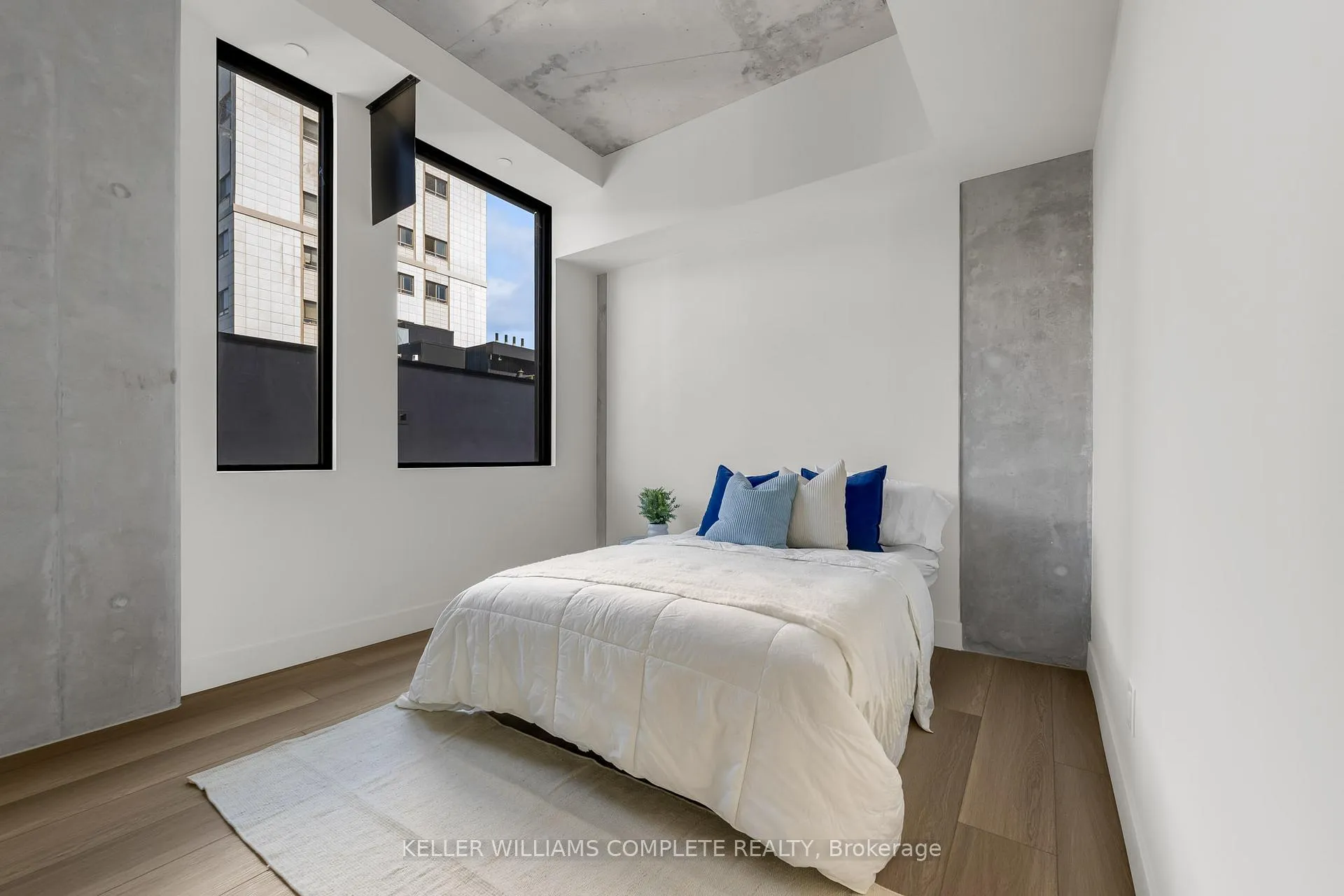 Photo 13 of Unit 610, 24 Augusta Street, Hamilton, Corktown — HOMEH
