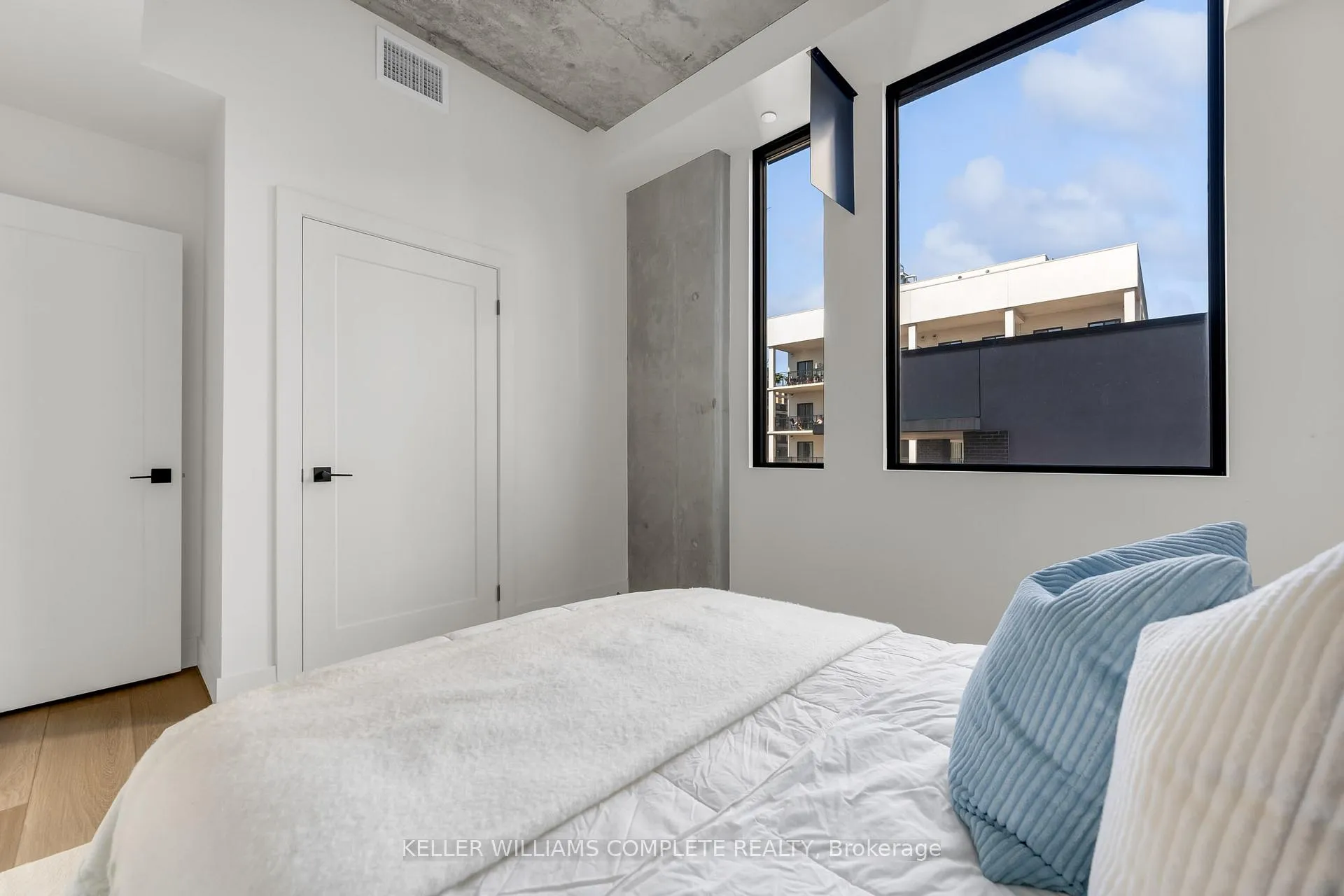 Photo 14 of Unit 610, 24 Augusta Street, Hamilton, Corktown — HOMEH