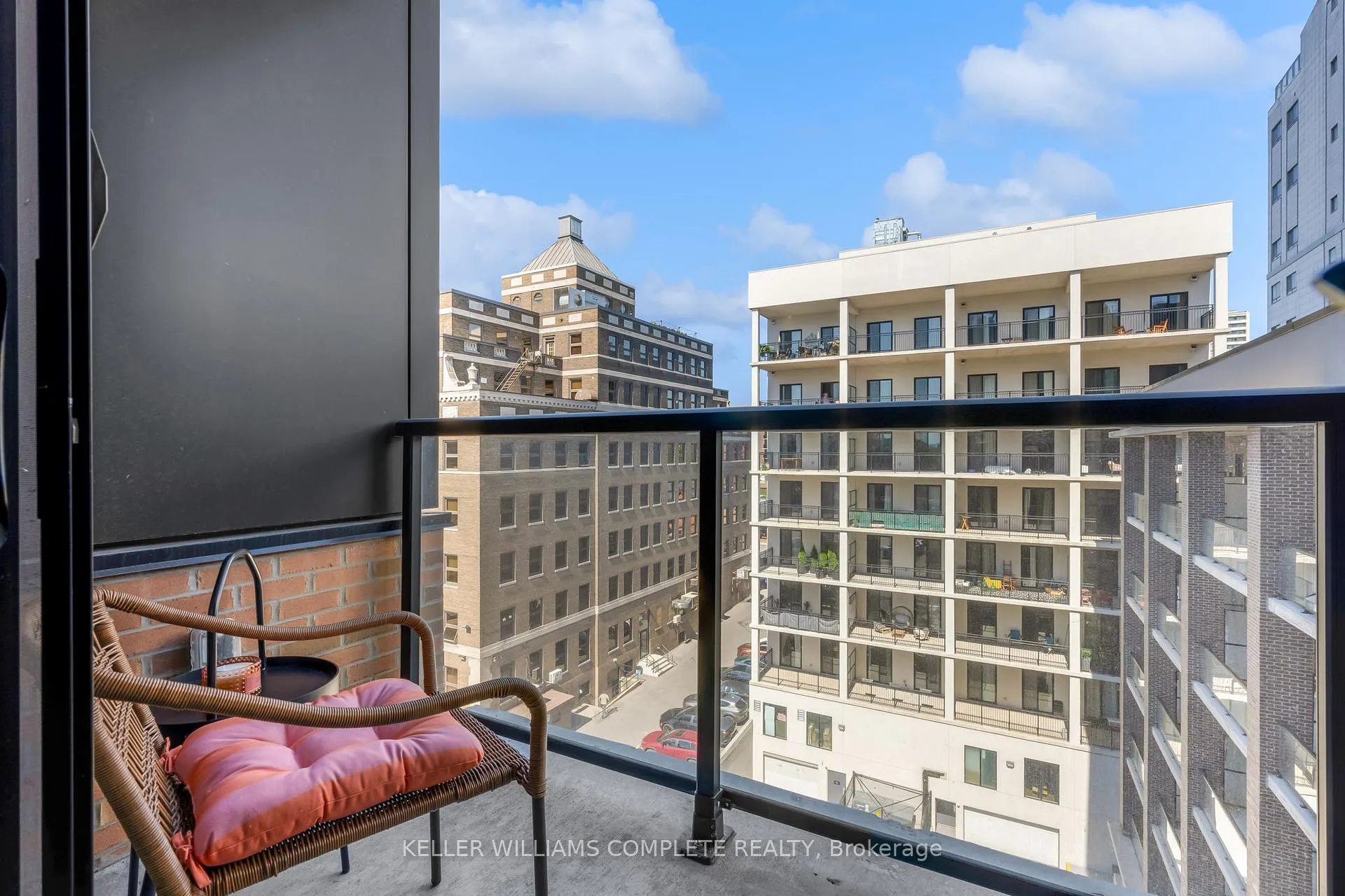 Photo 16 of Unit 610, 24 Augusta Street, Hamilton, Corktown — HOMEH