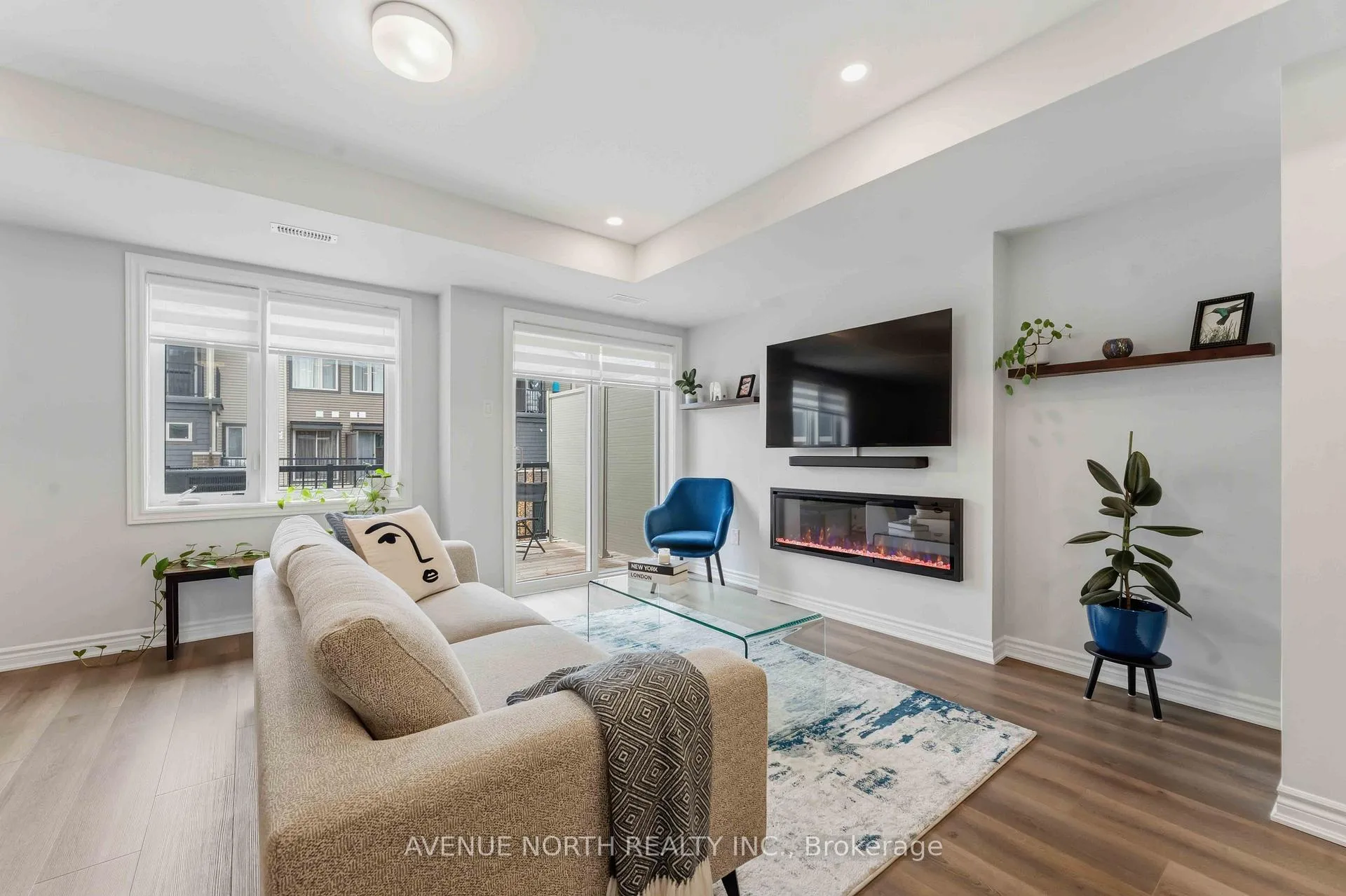 Photo 5 of 419 Pilot Private, Ottawa, Kanata - Emerald Meadows/Trailwest — HOMEH