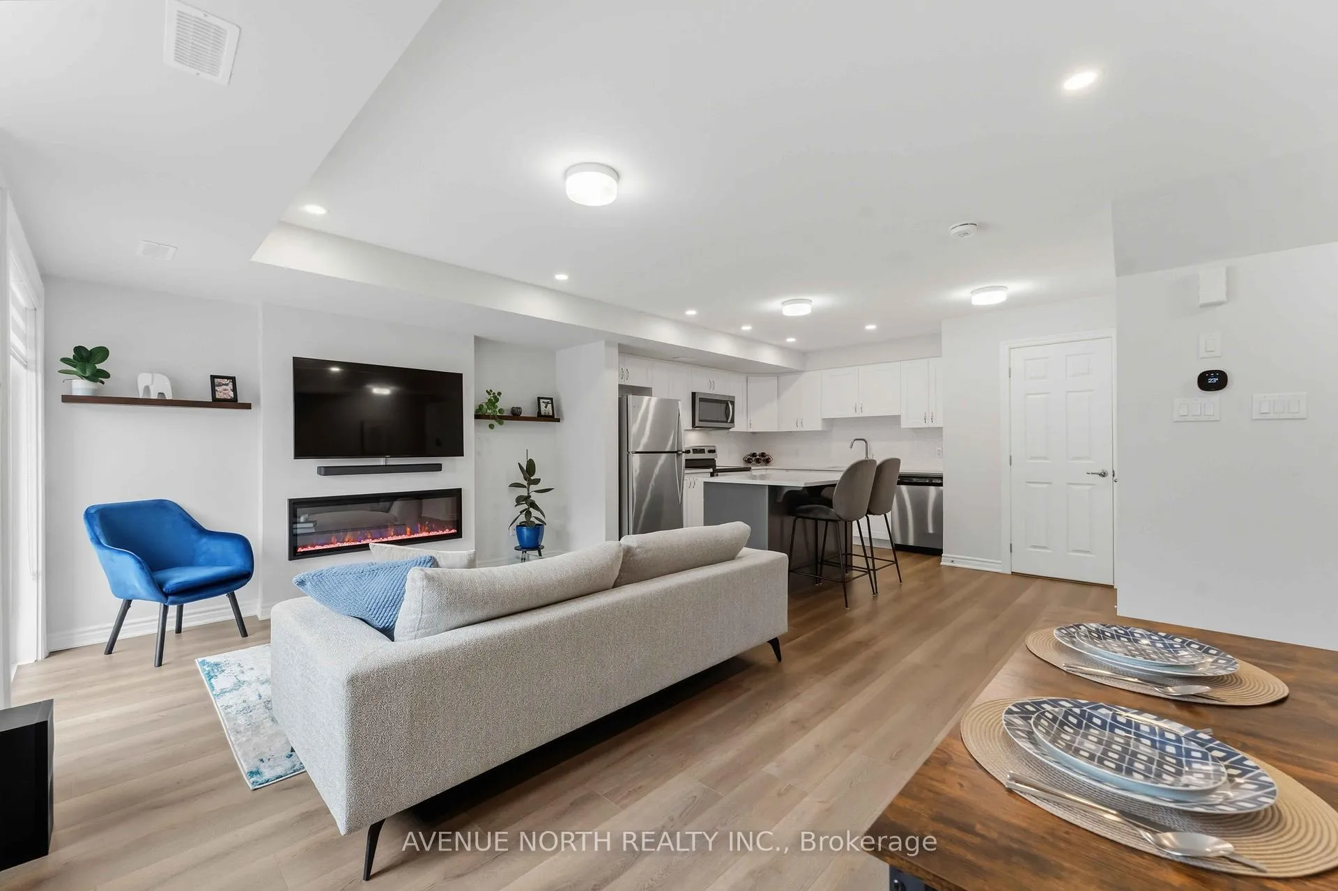 Photo 6 of 419 Pilot Private, Ottawa, Kanata - Emerald Meadows/Trailwest — HOMEH