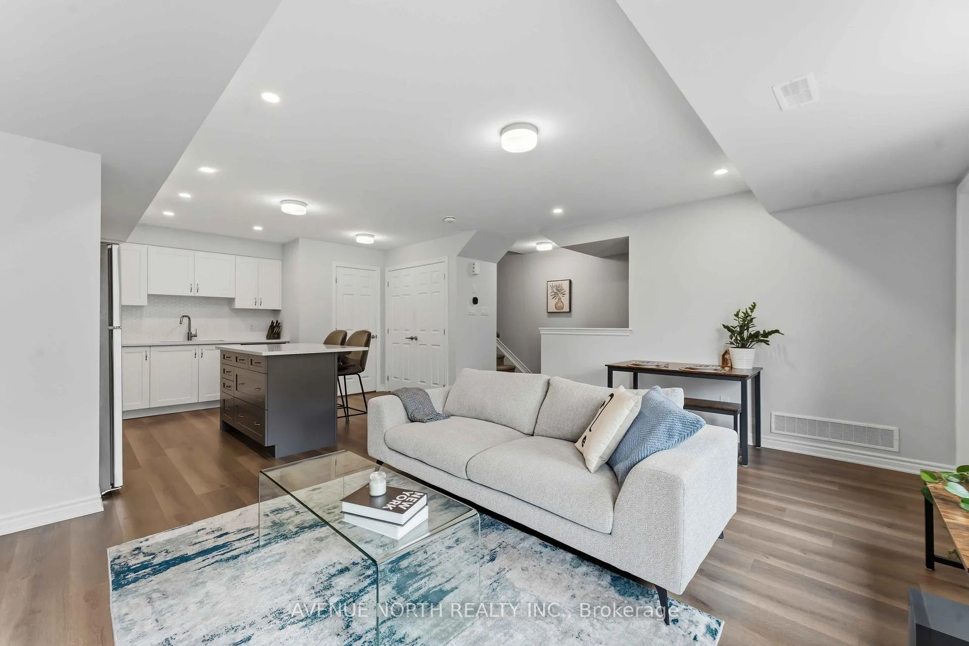 Photo 8 of 419 Pilot Private, Ottawa, Kanata - Emerald Meadows/Trailwest — HOMEH