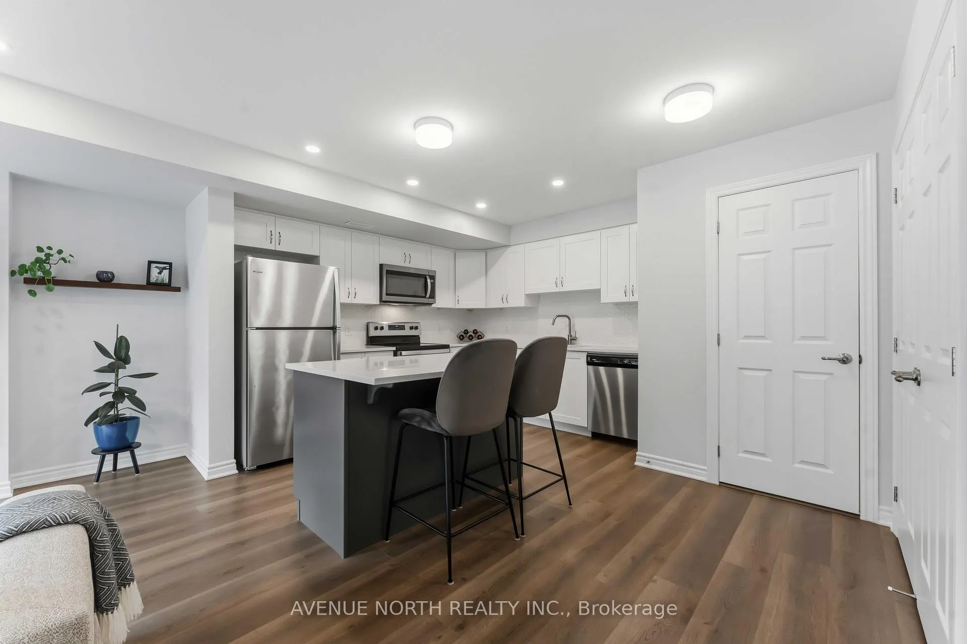 Photo 15 of 419 Pilot Private, Ottawa, Kanata - Emerald Meadows/Trailwest — HOMEH