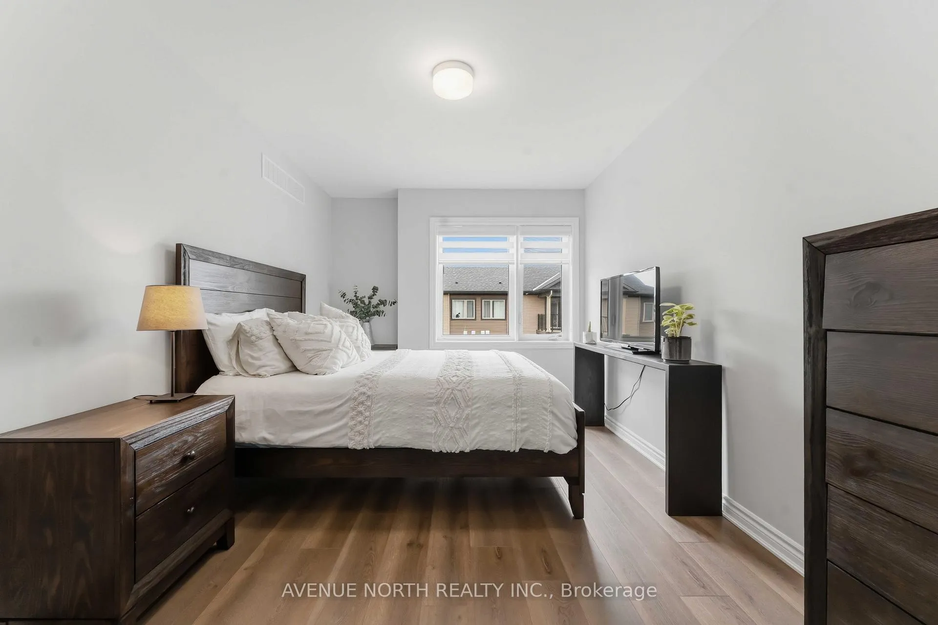Photo 25 of 419 Pilot Private, Ottawa, Kanata - Emerald Meadows/Trailwest — HOMEH