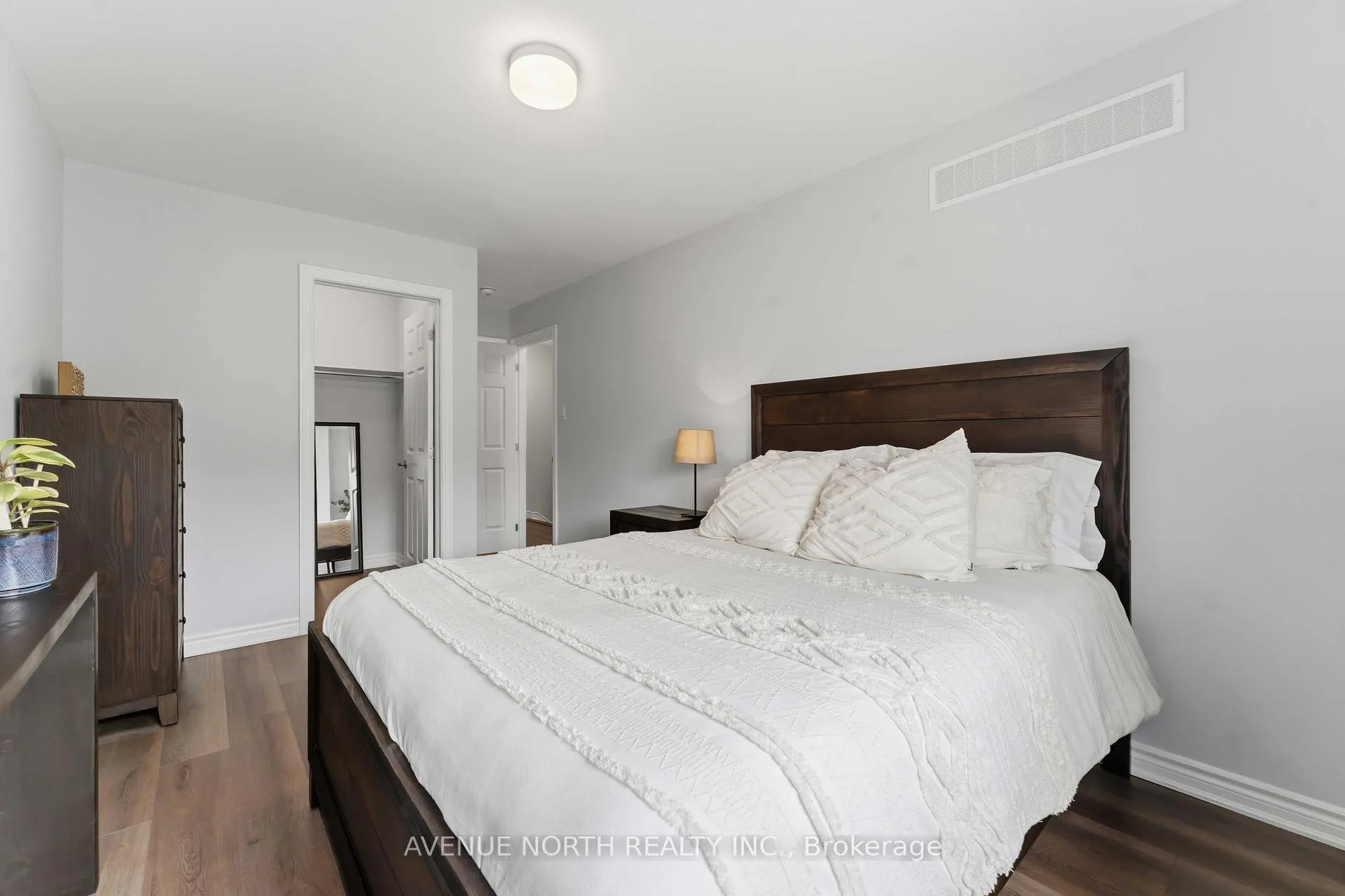 Photo 26 of 419 Pilot Private, Ottawa, Kanata - Emerald Meadows/Trailwest — HOMEH