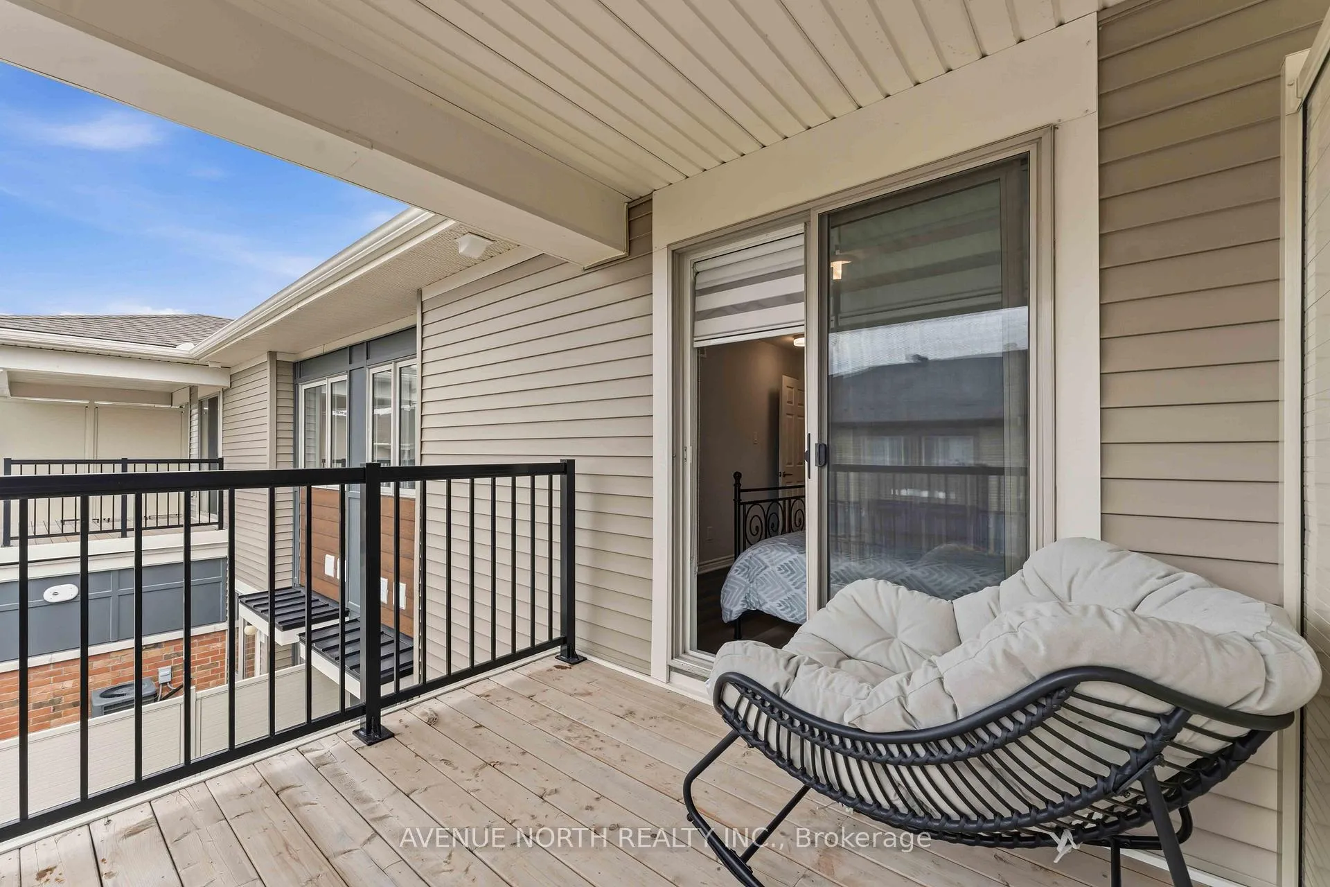 Photo 37 of 419 Pilot Private, Ottawa, Kanata - Emerald Meadows/Trailwest — HOMEH