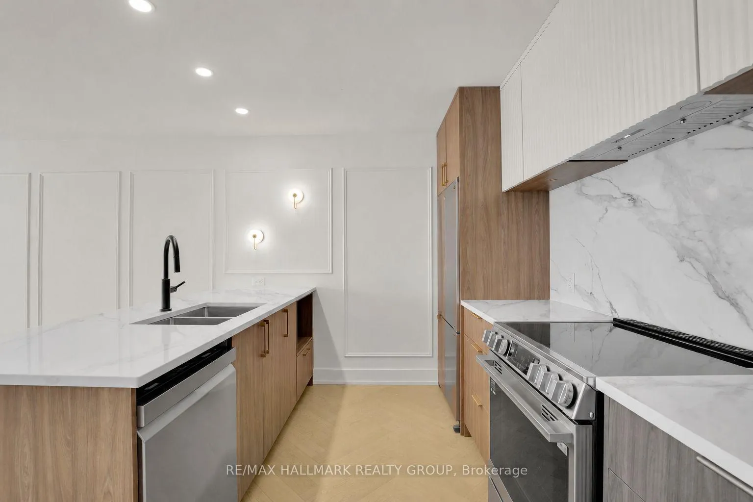 Photo 2 of Unit 3, 13 Ella Street, Ottawa, Glebe — HOMEH