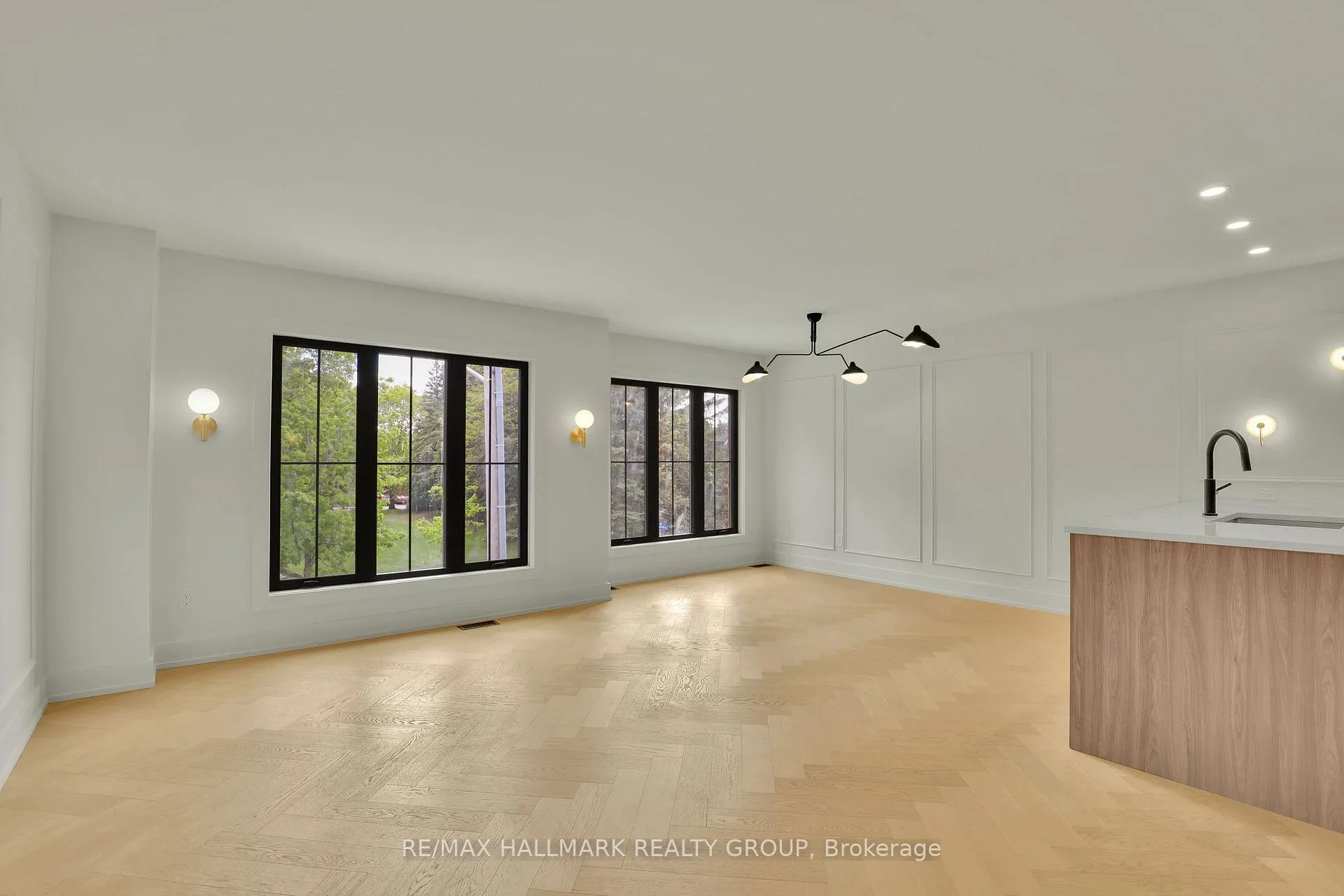Photo 3 of Unit 3, 13 Ella Street, Ottawa, Glebe — HOMEH