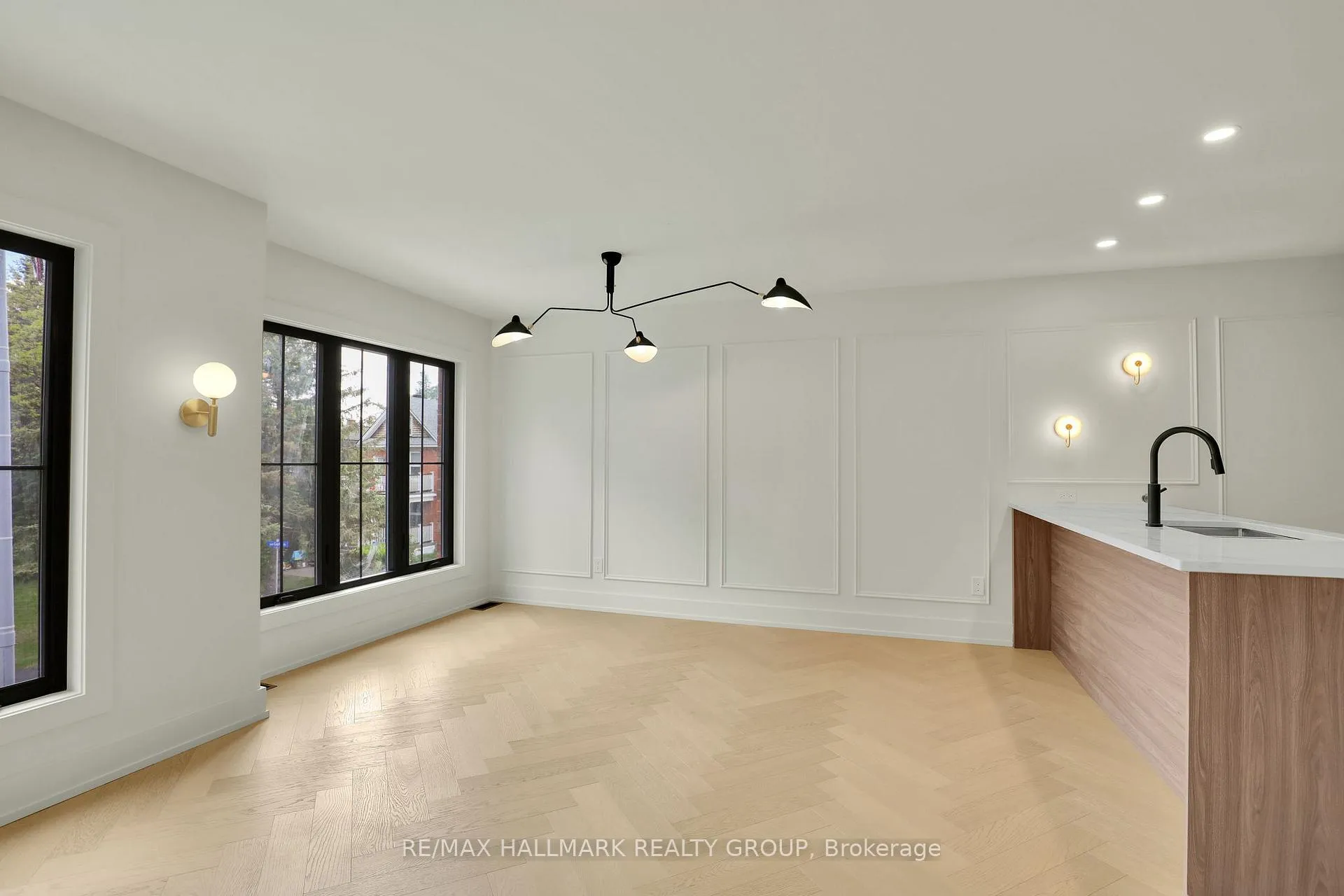 Photo 5 of Unit 3, 13 Ella Street, Ottawa, Glebe — HOMEH