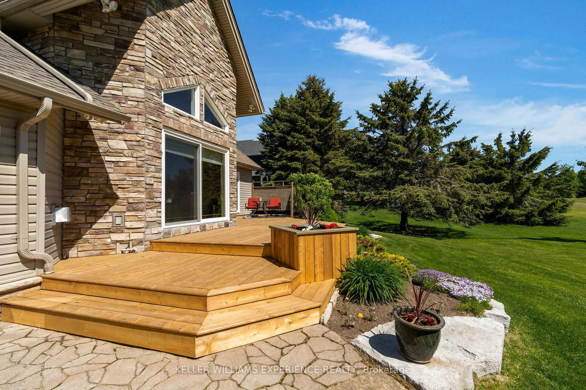 Photo 18 of 61 Highland Drive, Oro-Medonte, Horseshoe Valley — HOMEH