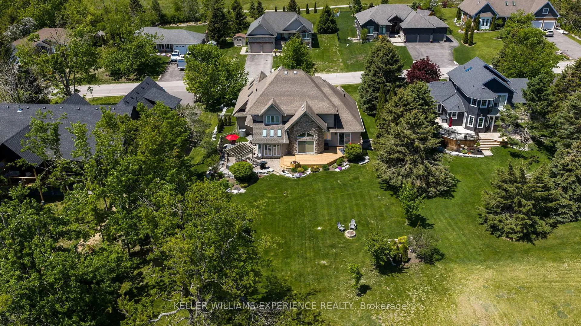 Photo 22 of 61 Highland Drive, Oro-Medonte, Horseshoe Valley — HOMEH