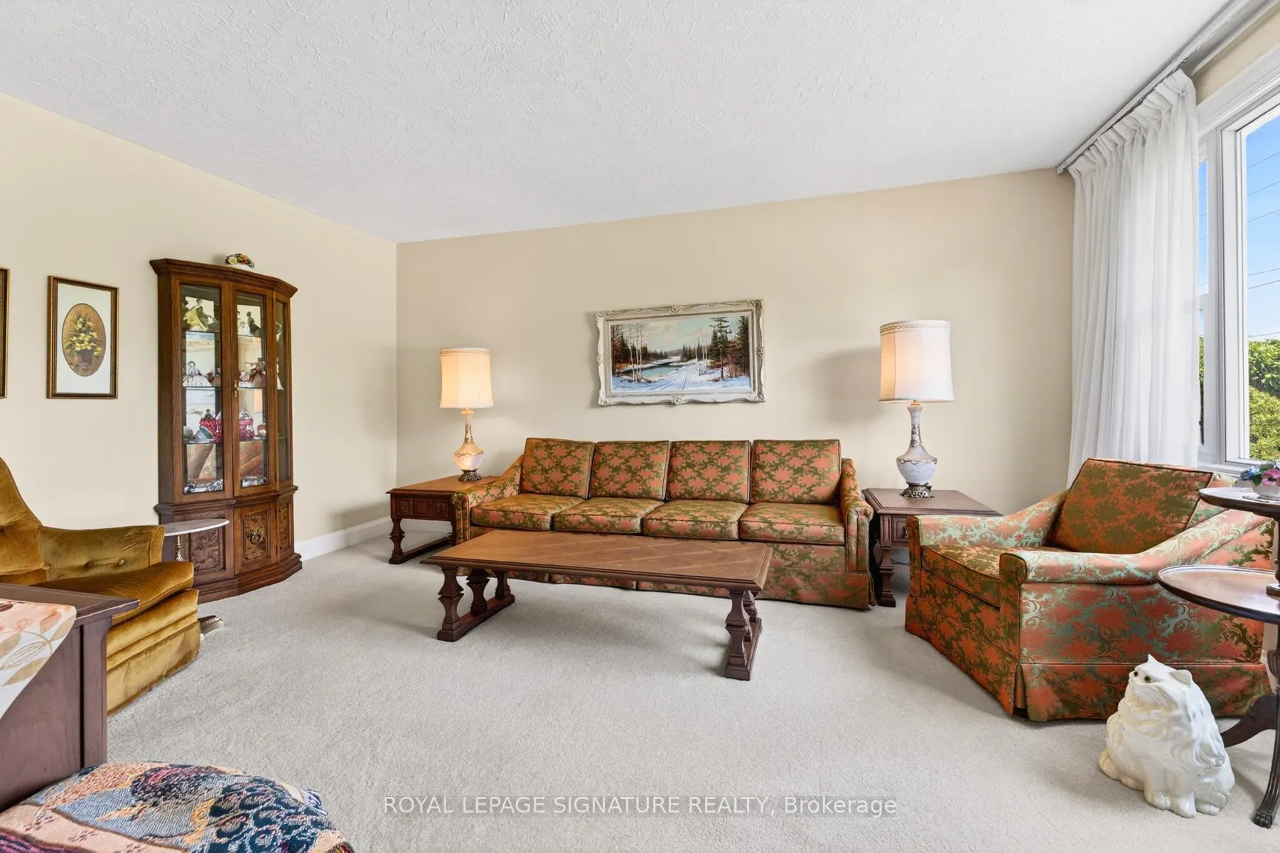 Photo 4 of 820 Simcoe Street N, Oshawa, Centennial — HOMEH