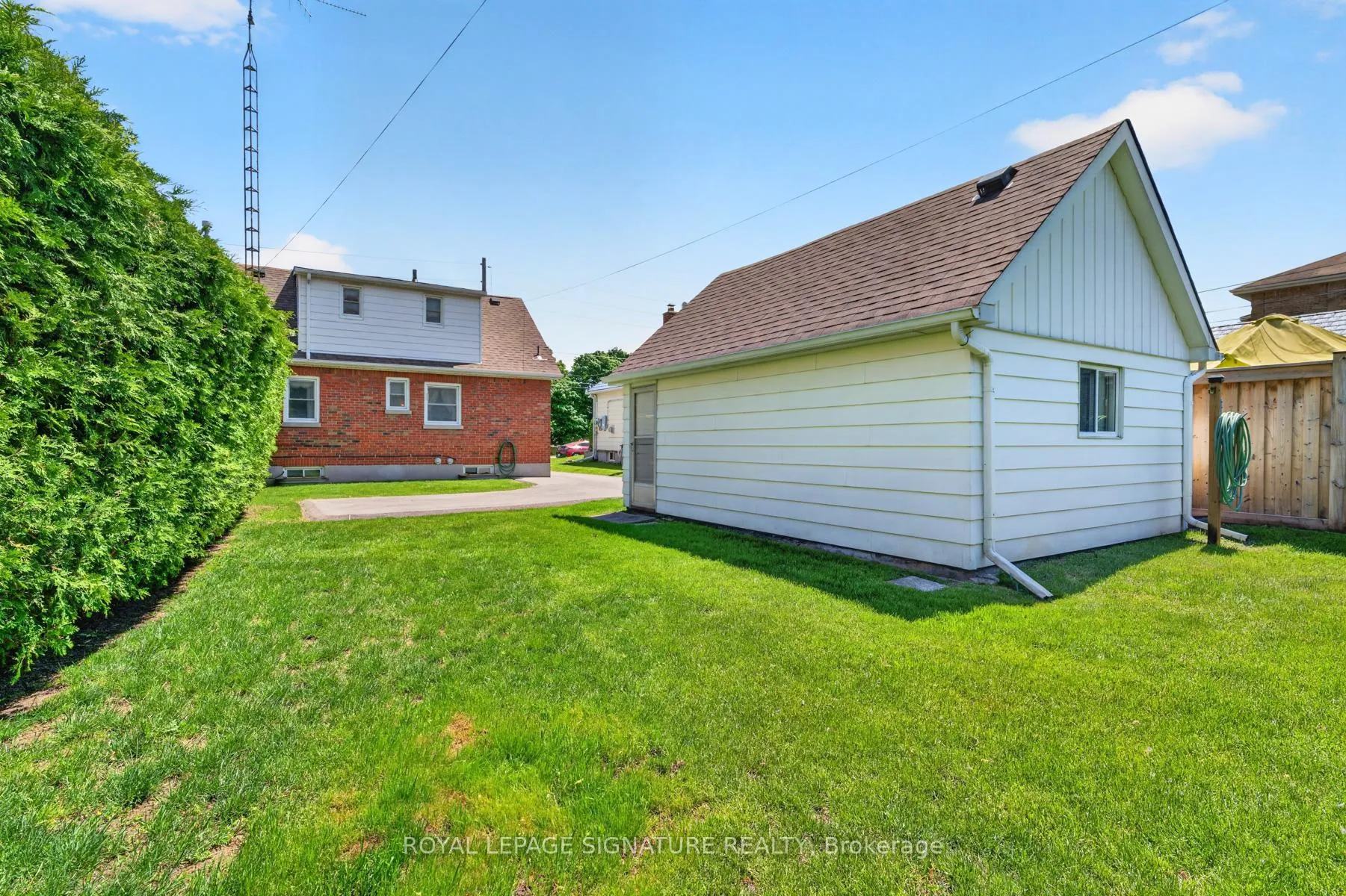 Photo 35 of 820 Simcoe Street N, Oshawa, Centennial — HOMEH