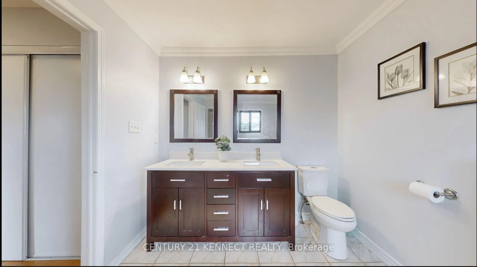 Photo 17 of 134 Medland Avenue, Whitby, Williamsburg — HOMEH