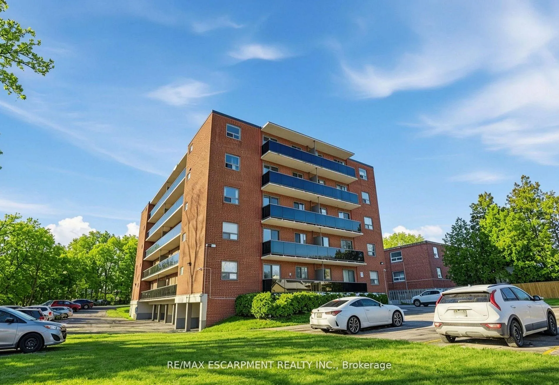 Photo 1 of Unit 38, 2373 King Street E, Hamilton, Glenview — HOMEH