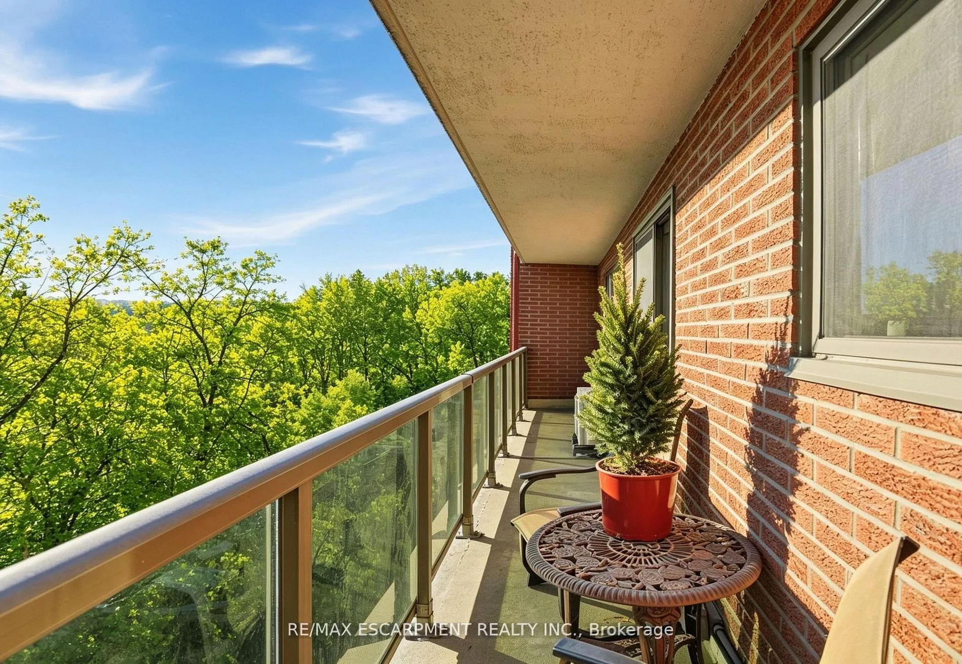 Photo 9 of Unit 38, 2373 King Street E, Hamilton, Glenview — HOMEH